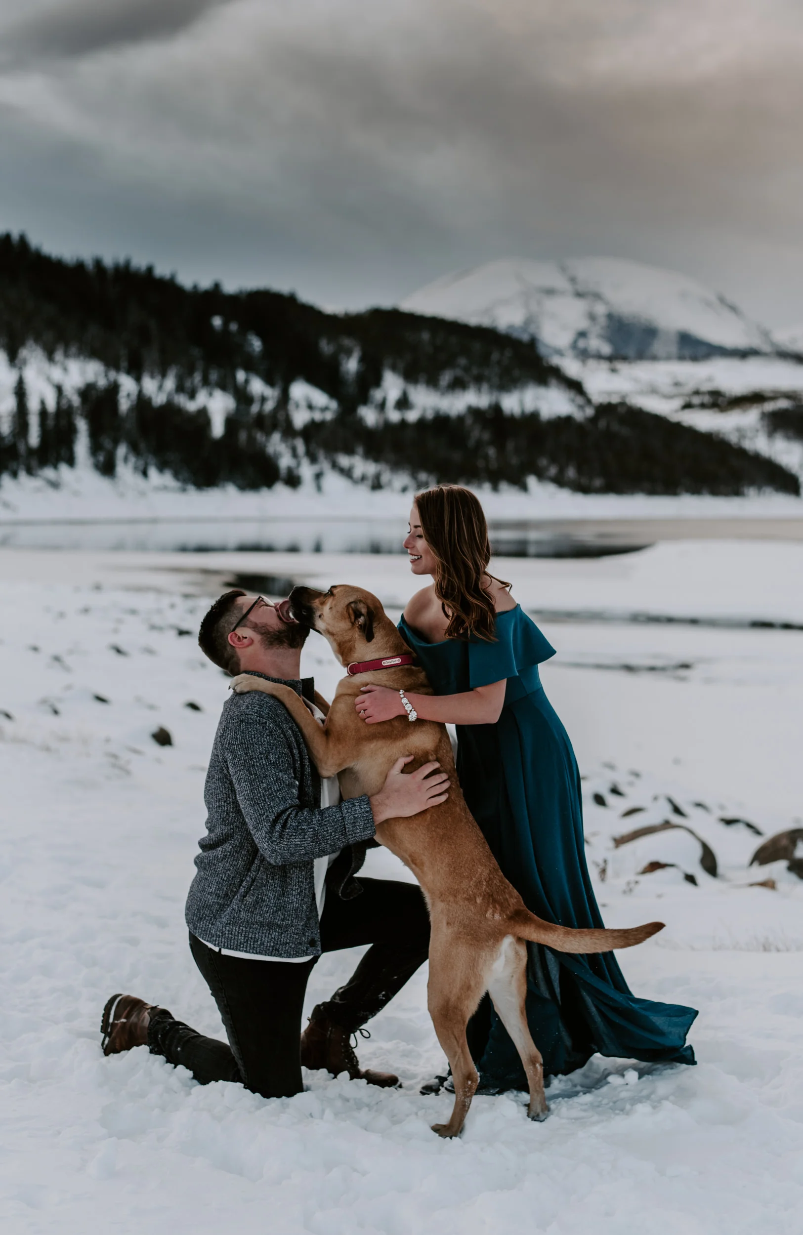  Lake Dillon engagement session photos. Dogs in engagement session inspiration. Colorado mountain elopement photographer. Breckenridge, Colorado wedding photography. 