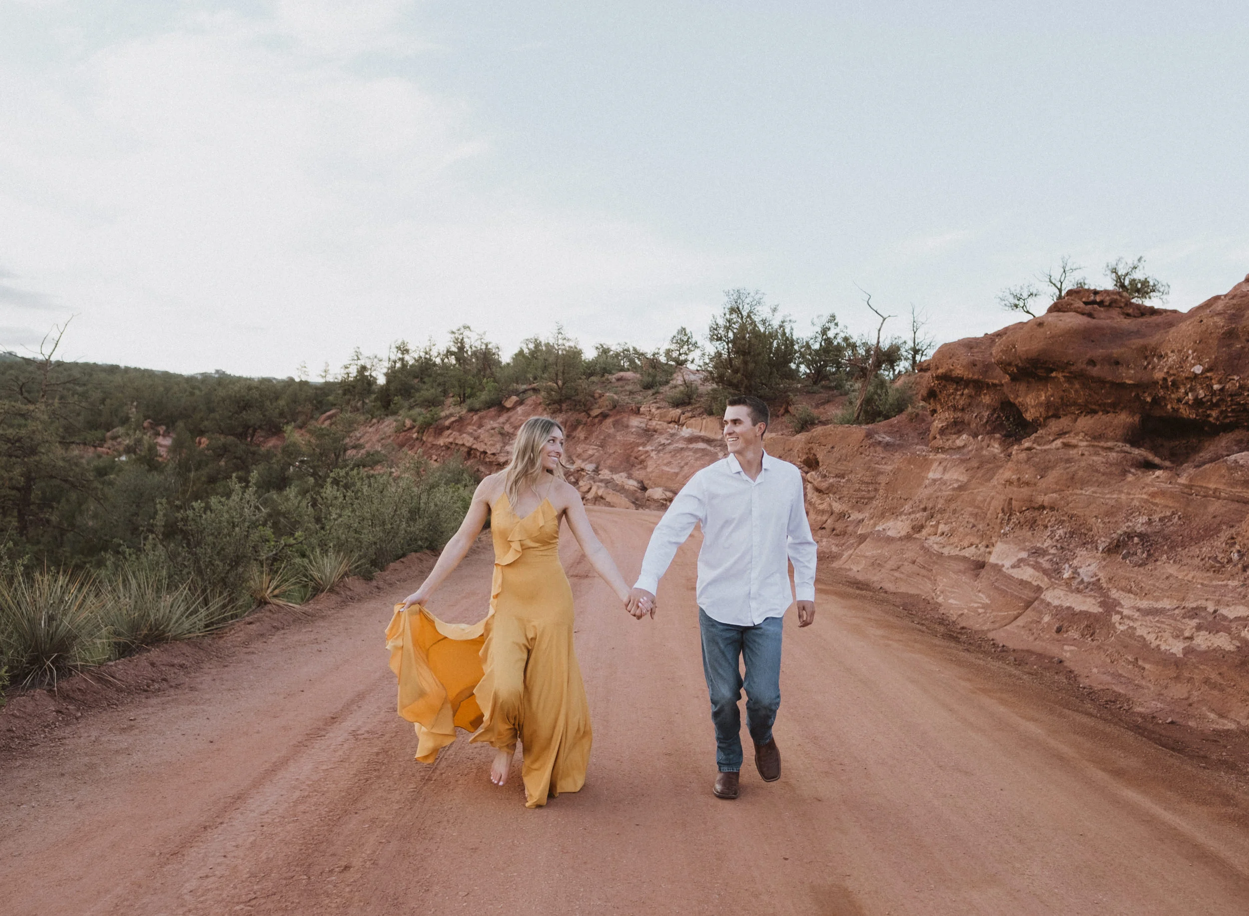  Garden of the Gods elopement photos. Colorado elopement photographer. Colorado Springs wedding photography. Garden of the Gods wedding photography. 