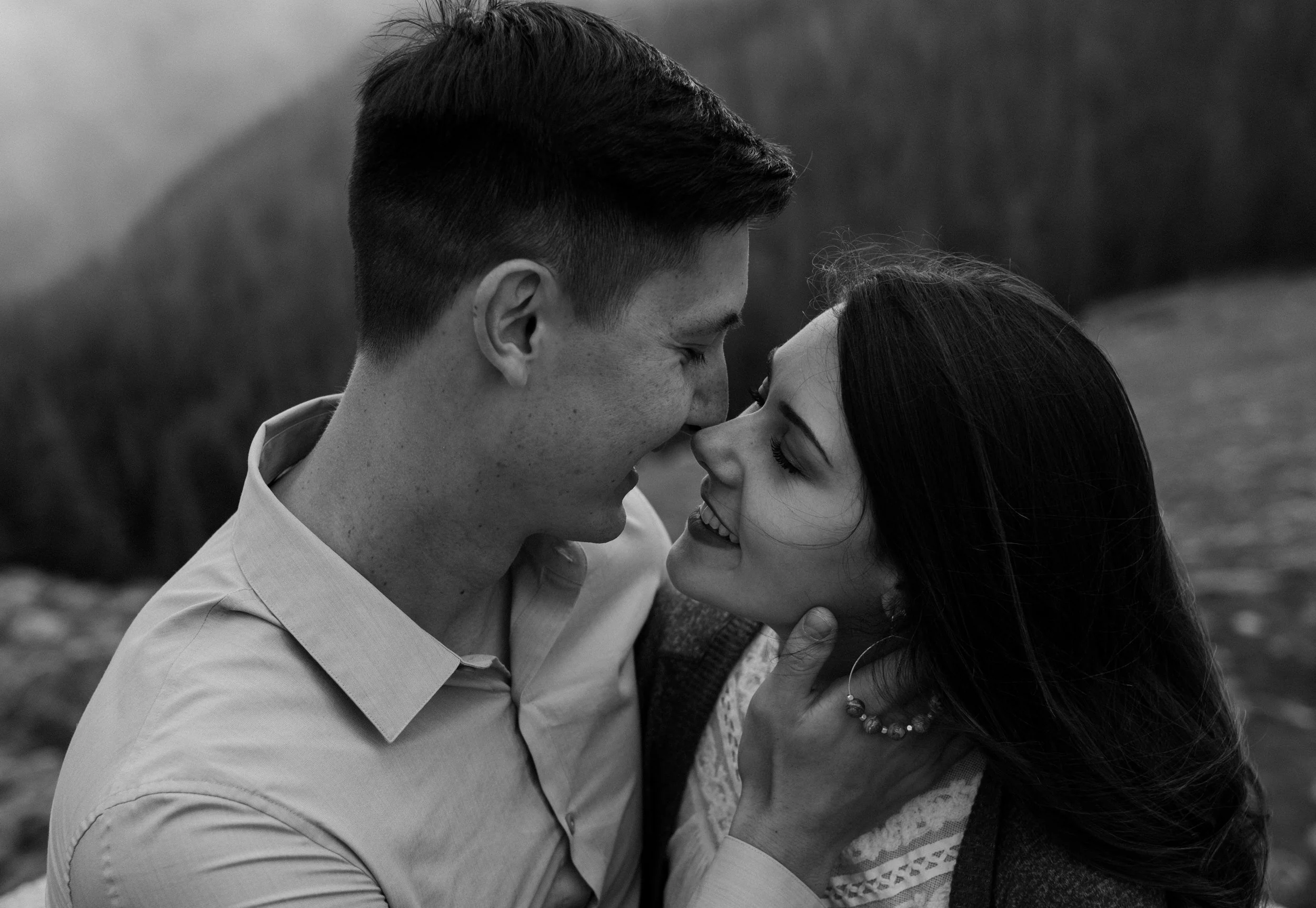  Rocky Mountain National Park engagement session photos. Colorado engagement session locations. Mountain engagement session. Trail Ridge Road engagement photos in Rocky Mountain National Park. Colorado adventure engagement session. National Park engagement photo ideas. Colorado elopement photographer. Colorado wedding photography. Estes Park engagement photography. 