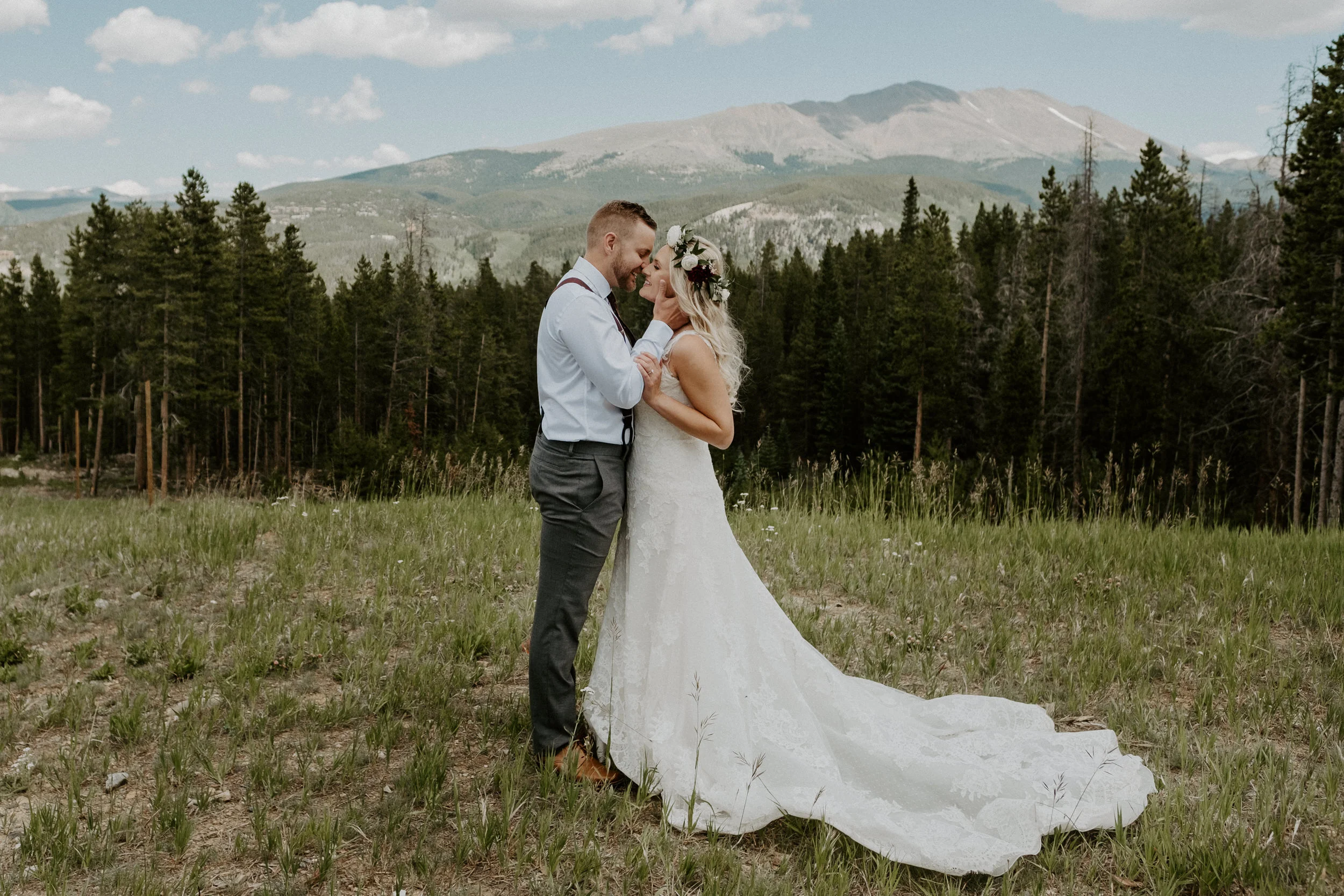 A BRECKENRIDGE, COLORADO WEDDING AT TENMILE STATION