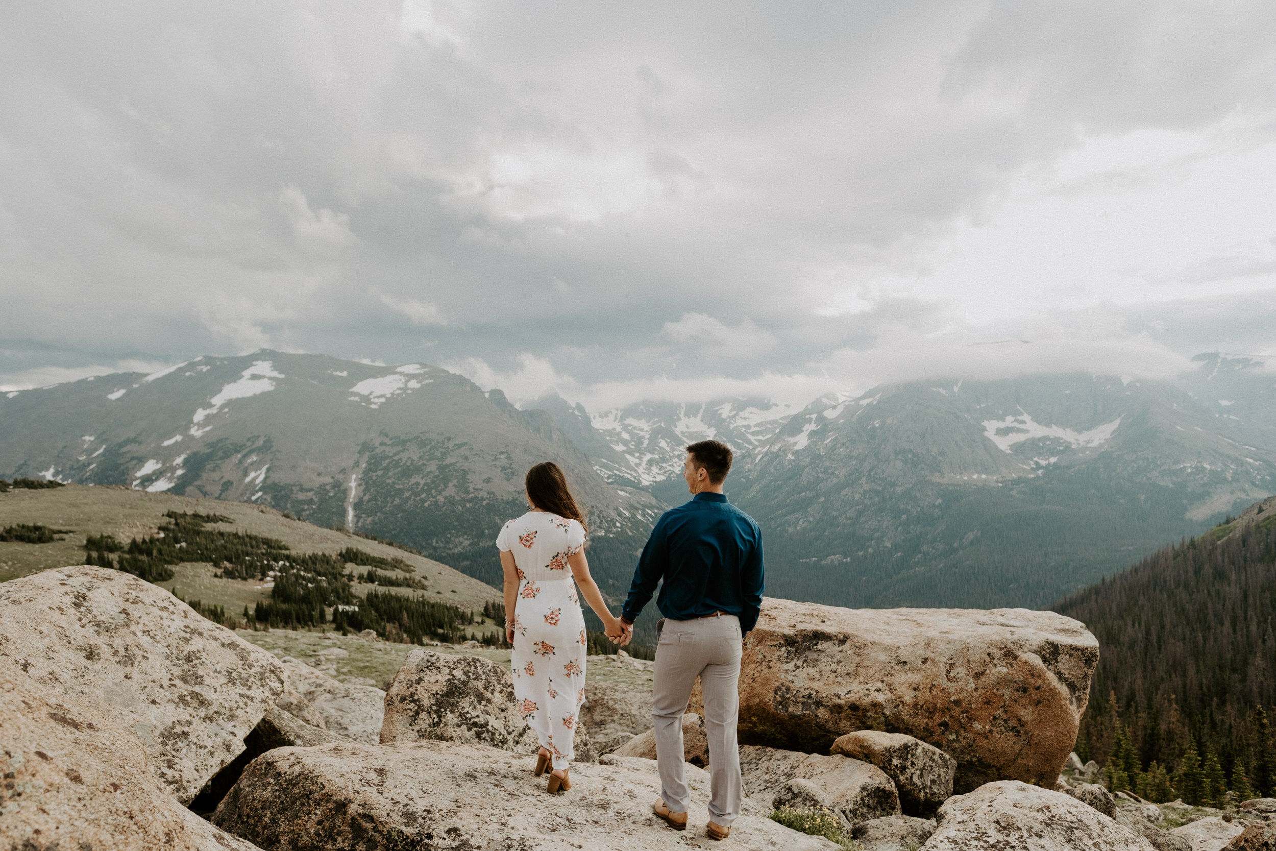  Adventure engagement session in Estes Park, Colorado. Trail Ridge Road engagement session in Rocky Mountain National Park. Colorado wedding and elopement photographer. Denver wedding photographer. Estes Park engagement session photographer. Colorado mountain engagement photos. Engagement photo ideas. Engagement outfit inspiration. 