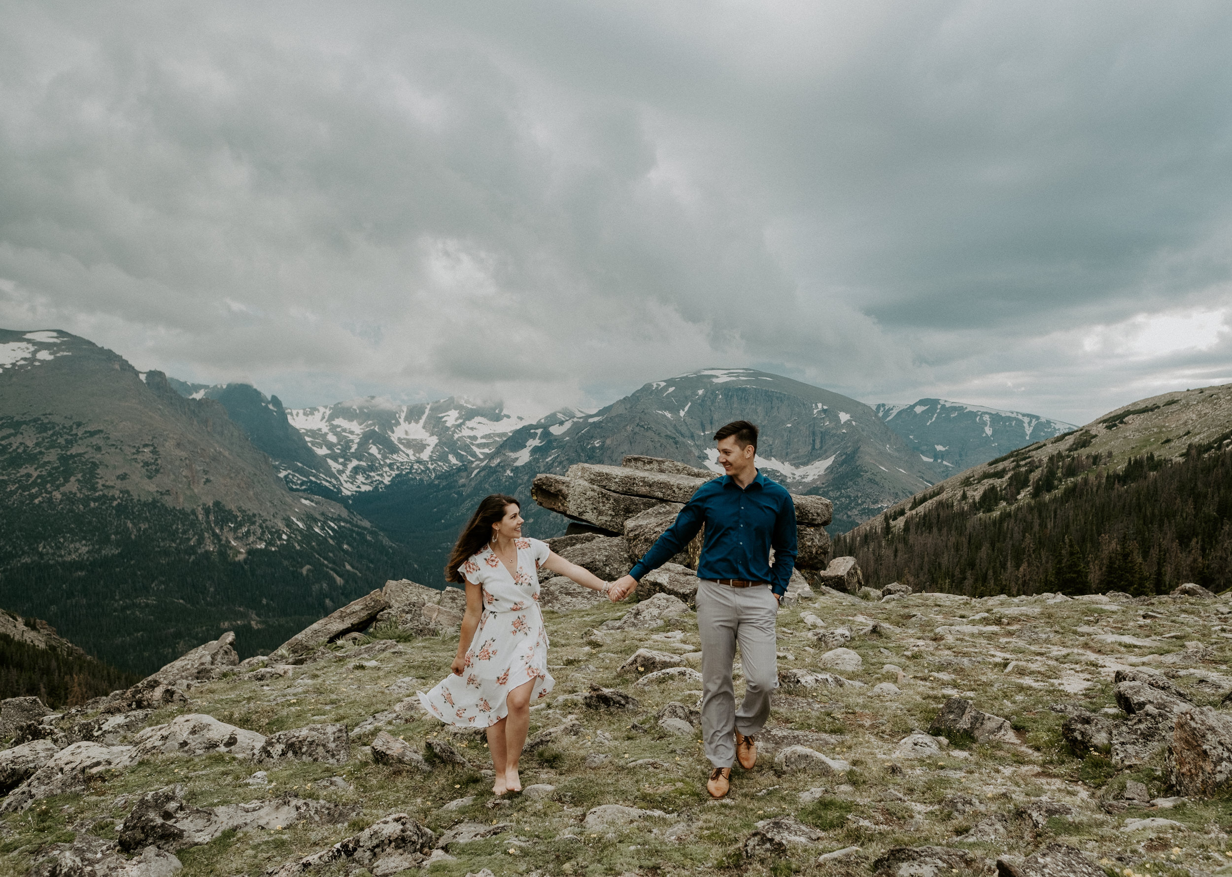  Trail Ridge Road engagement session photos. Rocky Mountain National Park engagement photos. Estes park engagement session. Colorado elopement photographer. Rocky Mountain National Park elopement photographer. National Park engagement session. Colorado mountain engagement photos. 