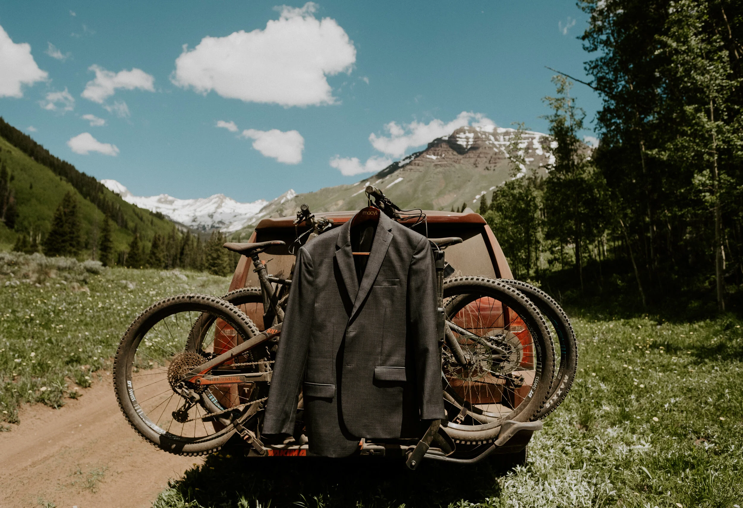  Crested Butte elopement. Crested Butte, Colorado adventure elopement. Crested Butte wedding photographer. Colorado elopement photographer. Colorado mountain wedding and elopement photography. Crested Butte elopement location ideas. Colorado adventure elopement location inspiration. 