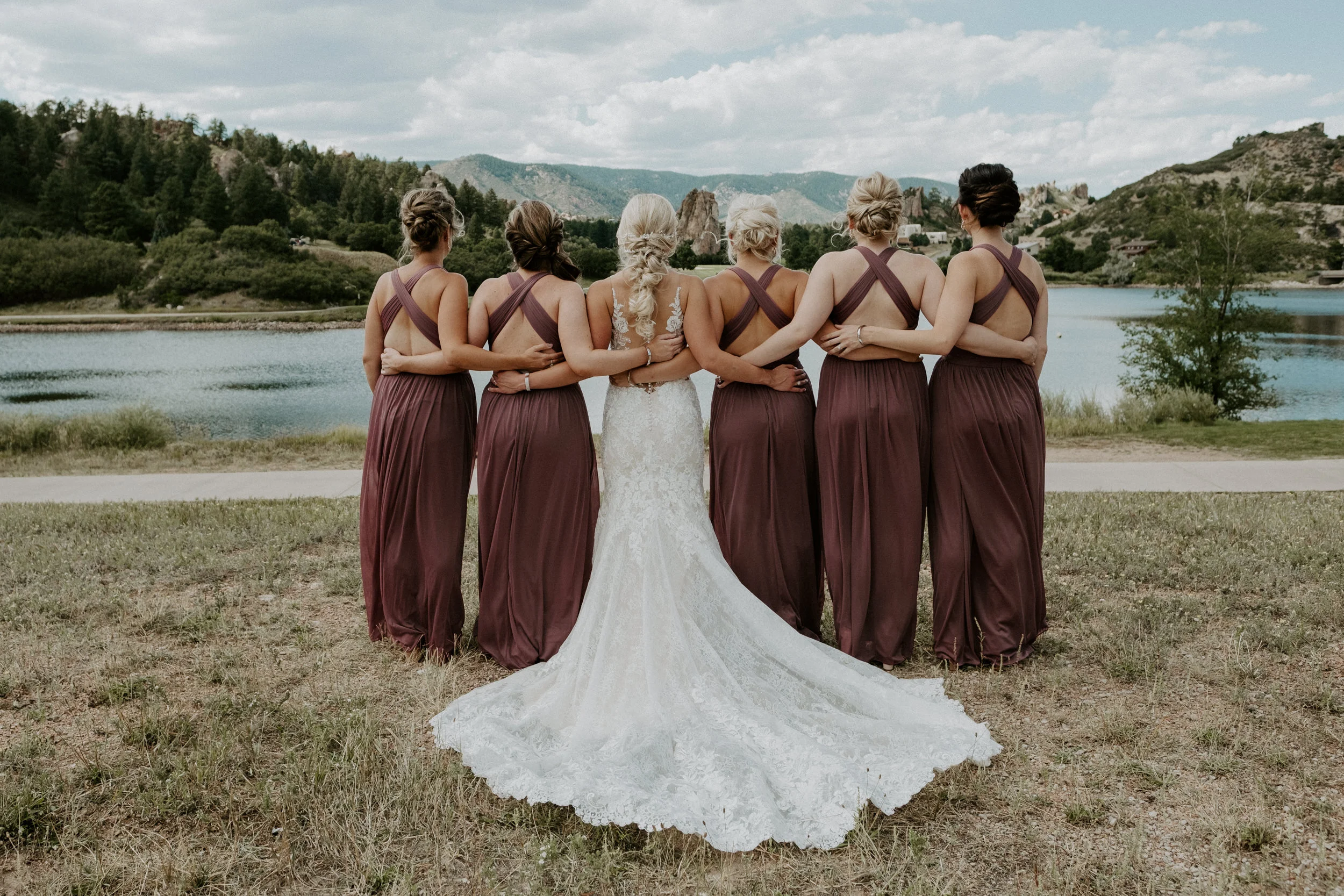  Perry Park Country Club wedding in Larkspur, Colorado. Bridesmaids photos at Perry Park Country Club. Bridesmaids dress ideas. Bridesmaids photos posing ideas. Wedding party ideas. Colorado wedding photographer. Colorado mountain elopement photographer. Colorado mountain wedding venue. Perry Park Country Club wedding photos. 