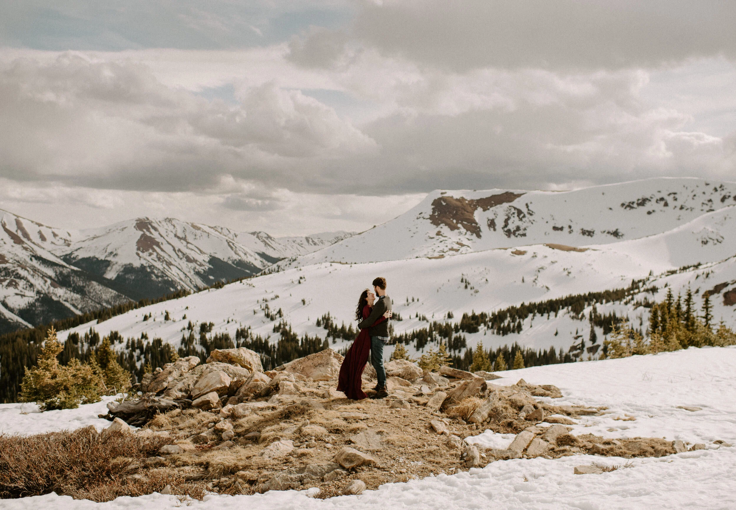  Winter Park, Colorado adventure engagement session. Winter Park wedding and elopement photographer. Colorado elopement photographer. Engagement session outfit ideas. Save the date inspiration. Winter Park, Colorado adventure session. Engagement session location inspiration. 