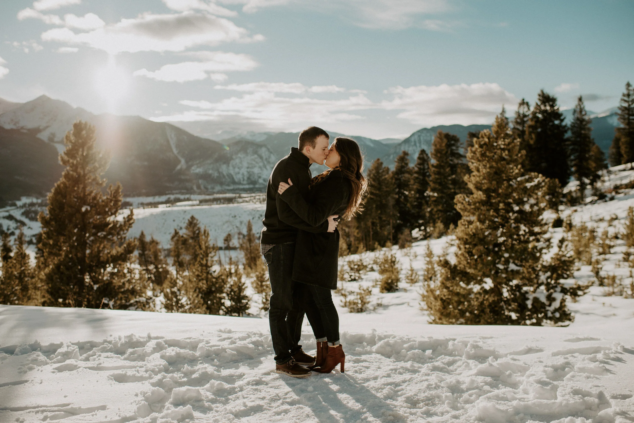  Lake Dillon engagement session. Colorado engagement session. Sapphire Point engagement photos. Colorado wedding and elopement photographer. Colorado engagement session locations. Engagement session outfit ideas. Sapphire Point elopement.  