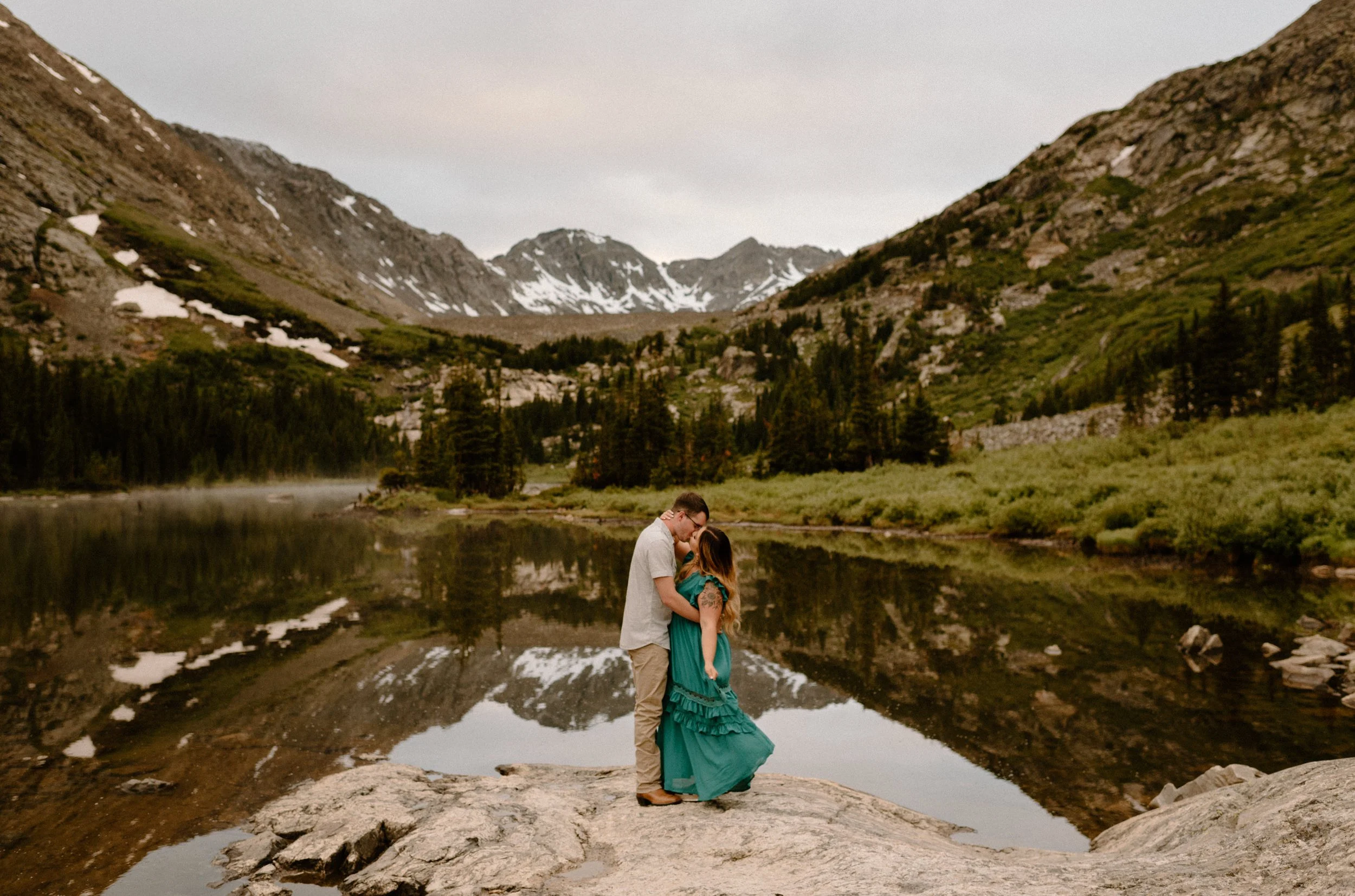 A BLUE LAKES SUNRISE ADVENTURE SESSION IN BRECKENRIDGE, COLORADO 