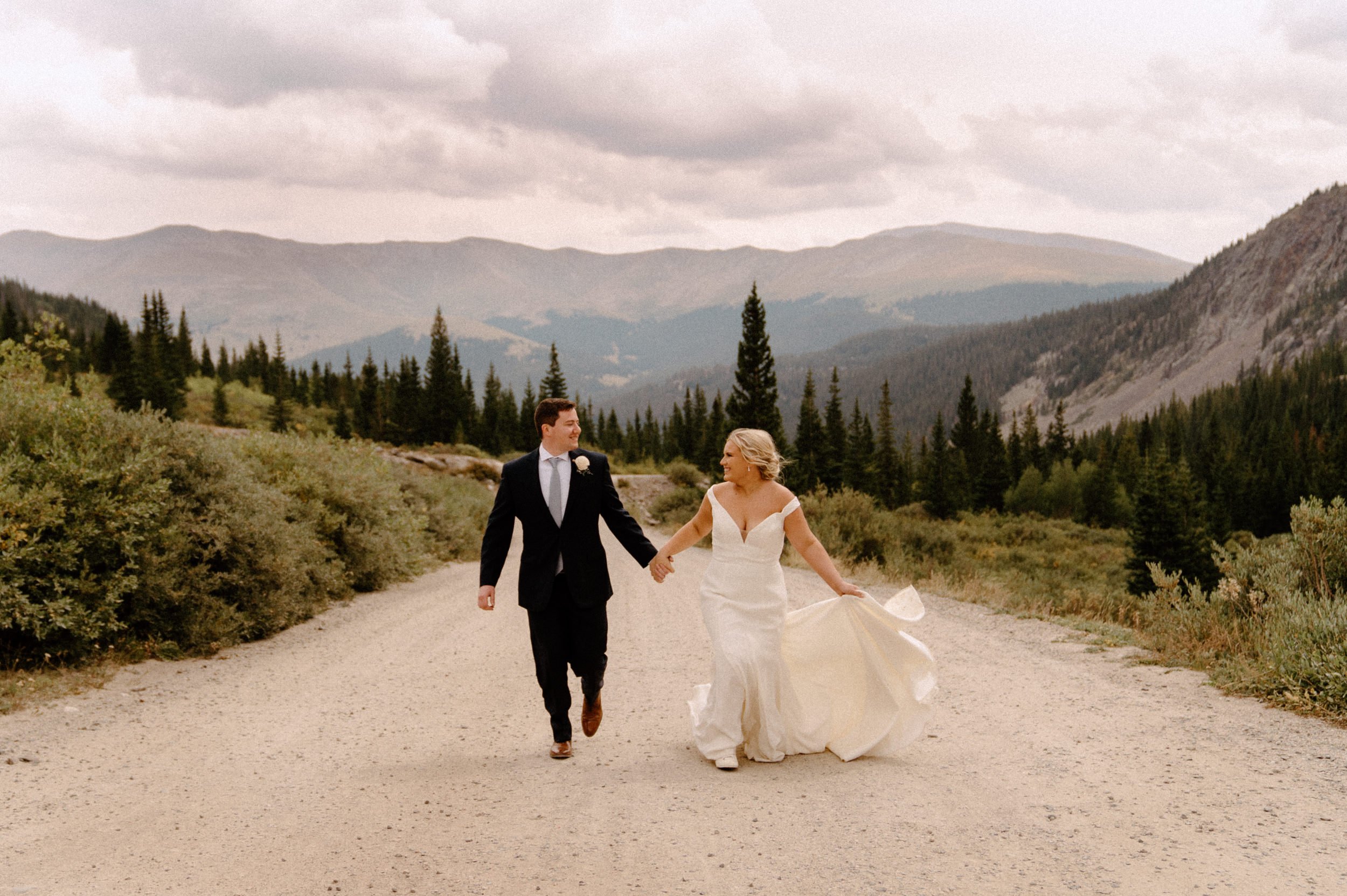 AN INTIMATE WEDDING AT THE LODGE AT BRECKENRIDGE AND BLUE LAKES 