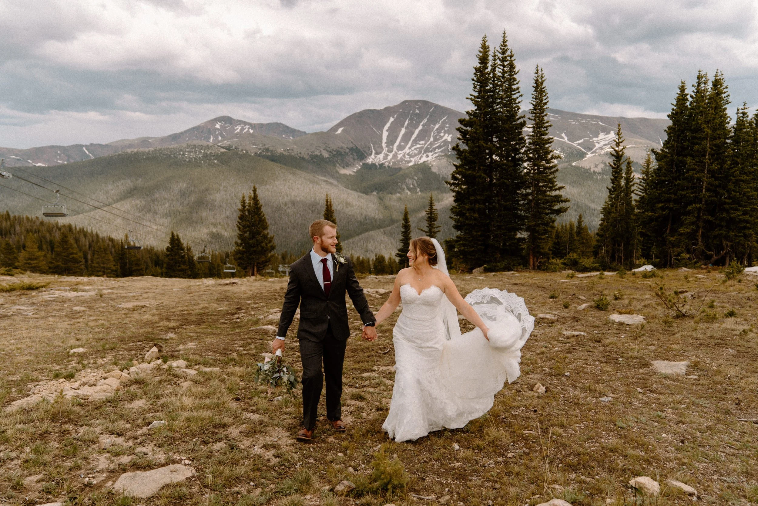 A WINTER PARK, COLORADO MOUNTAIN WEDDING AT LUNCH ROCK