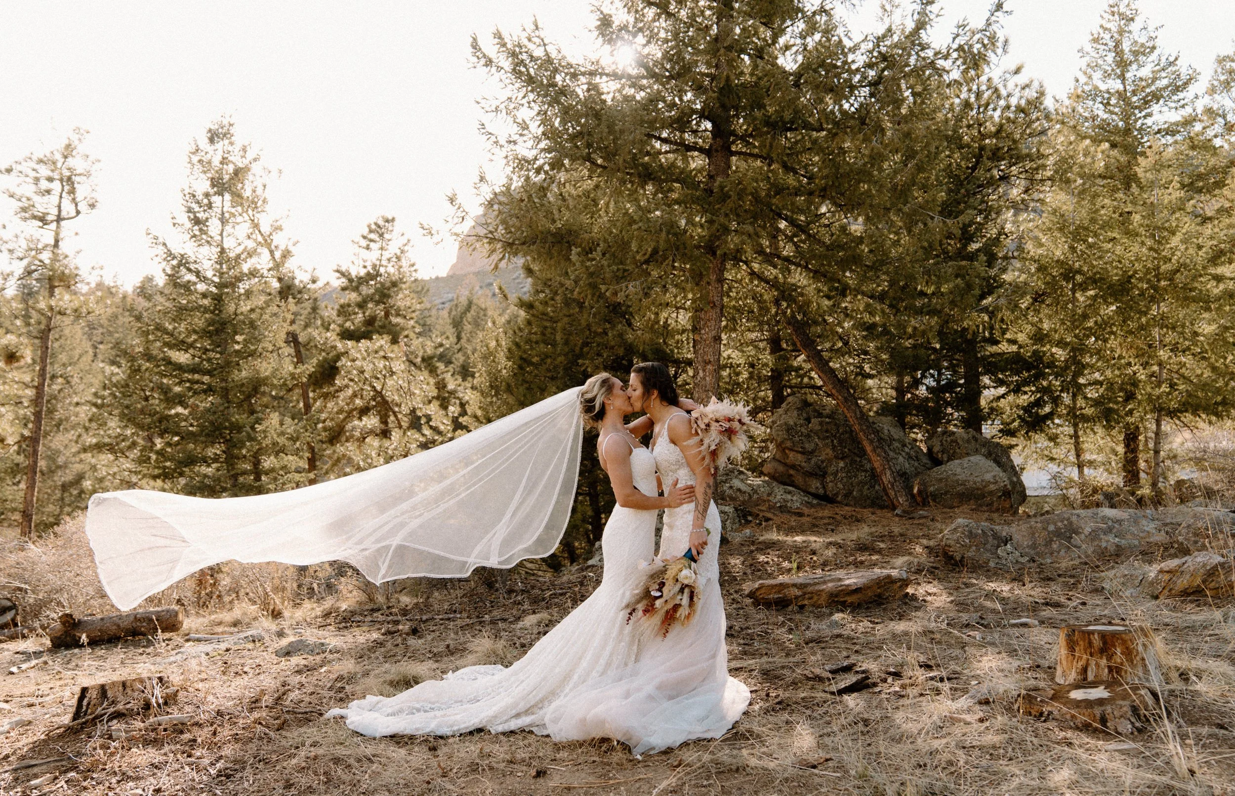 A SPRING WEDDING AT WOODLANDS IN MORRISON, COLORADO