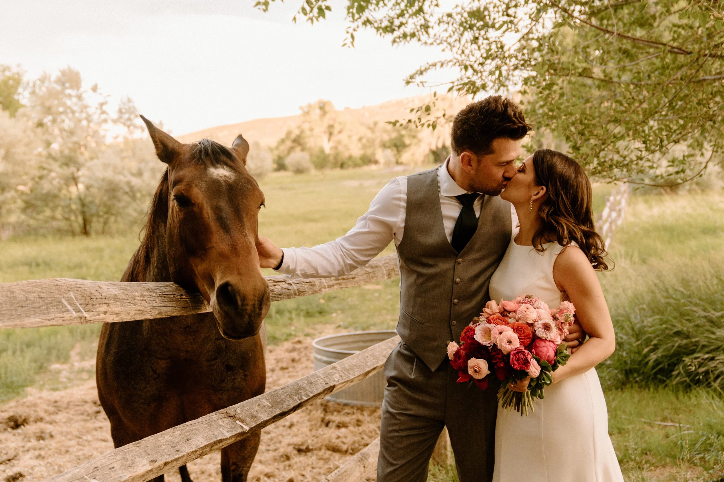 A RIST CANYON INN WEDDING IN LAPORTE, COLORADO 