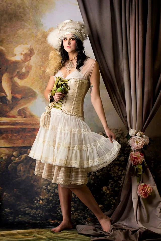 NEEIP Lou Avant garde.jpeg