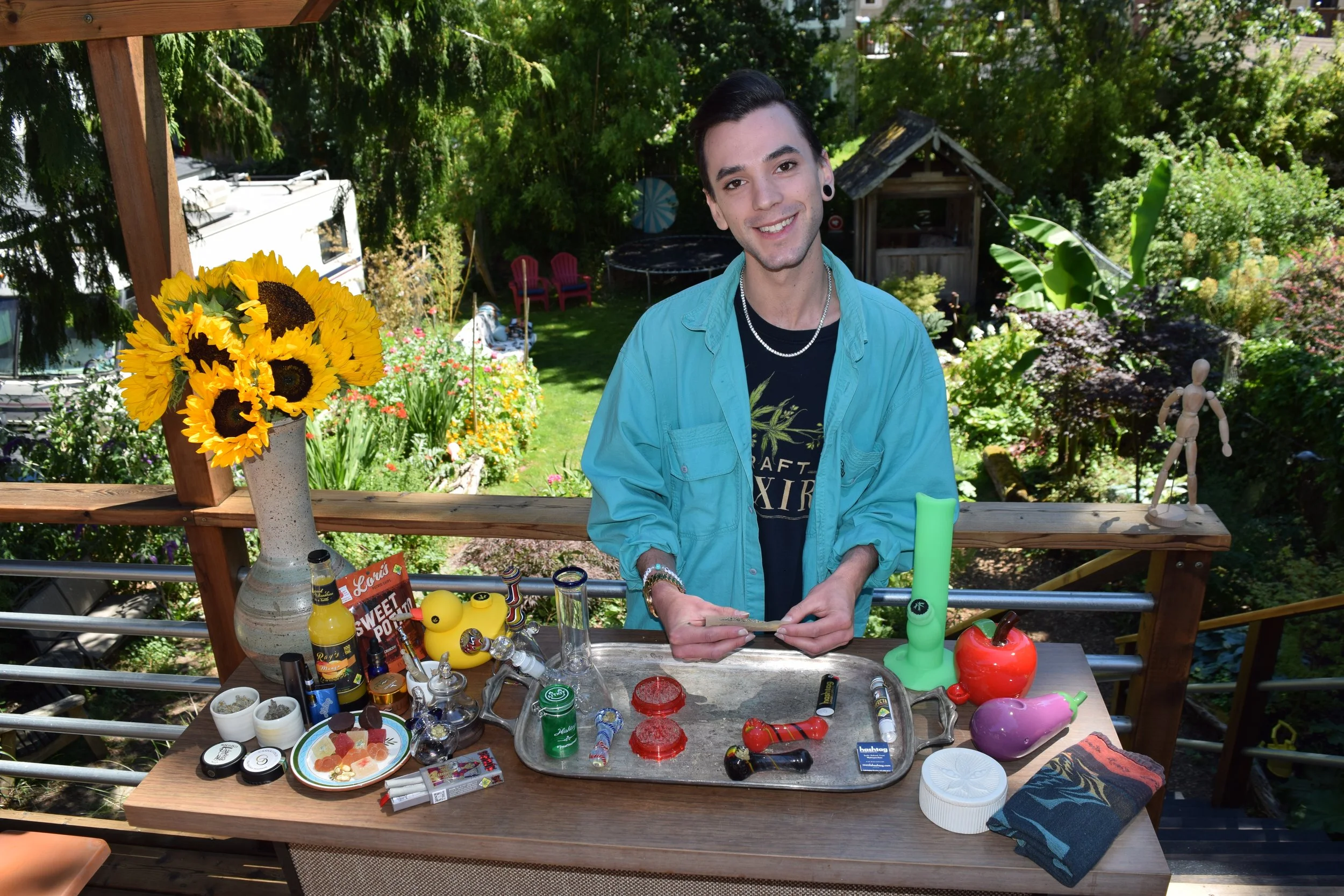 How To Throw A Stoner Summer Get Together!