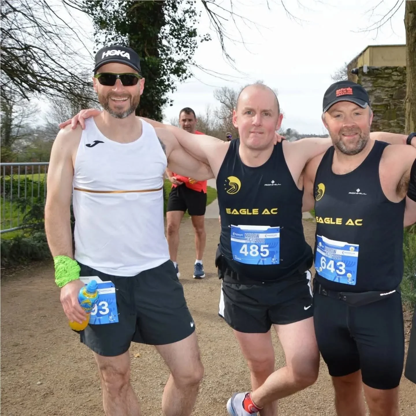 @mallow10mile with a few good ol friends from school days ❤️ 
I really enjoyed that one! Felt so much better than Dungarven just 7 weeks ago - and with almost identical heart rate effort. HR steady - RPE ⬇️ , I'll take that.

Not far off the 62 mark 