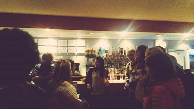 Continuing the conversation post-film with hot toddy in hand. Thanks for such a fun evening, Edinburgh :) catch us at @takeoneaction
Tonight in #Glasgow and at the masterclass this afternoon at the Edinburgh college of art in collaboration with @scottishdocinstitute .
.
.#film #socialjustice #change #environment #technology #timby #womenintech #womeninfilm #documentary #class #edinburgh #scotland