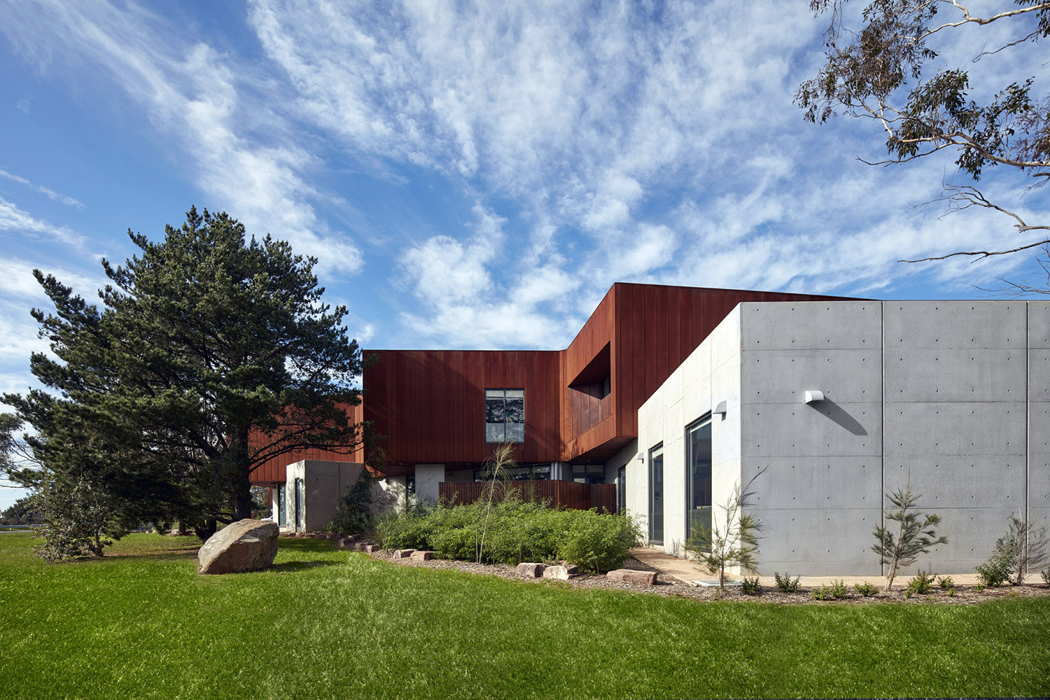 Somerville_Police_Station_0388.jpg