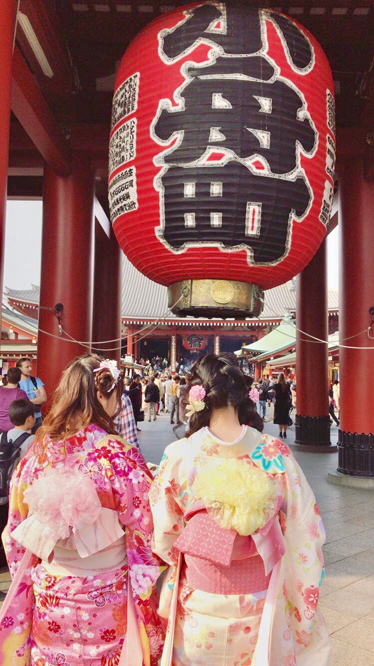 Kimono Gals