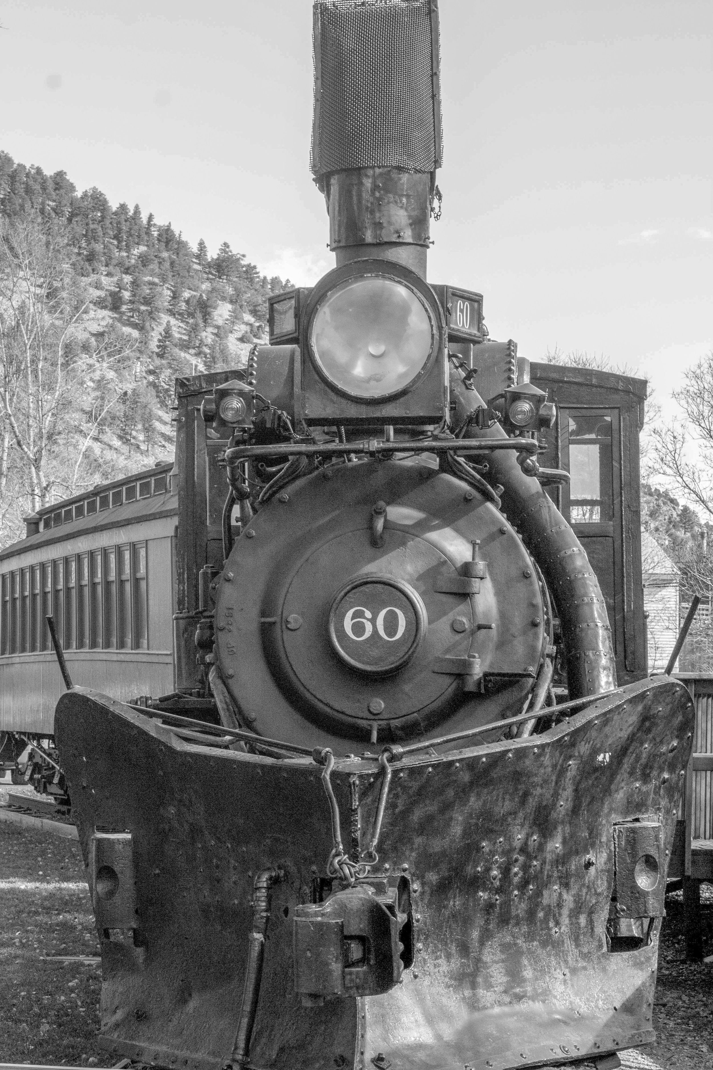 b&wtrain (1 of 1).jpg
