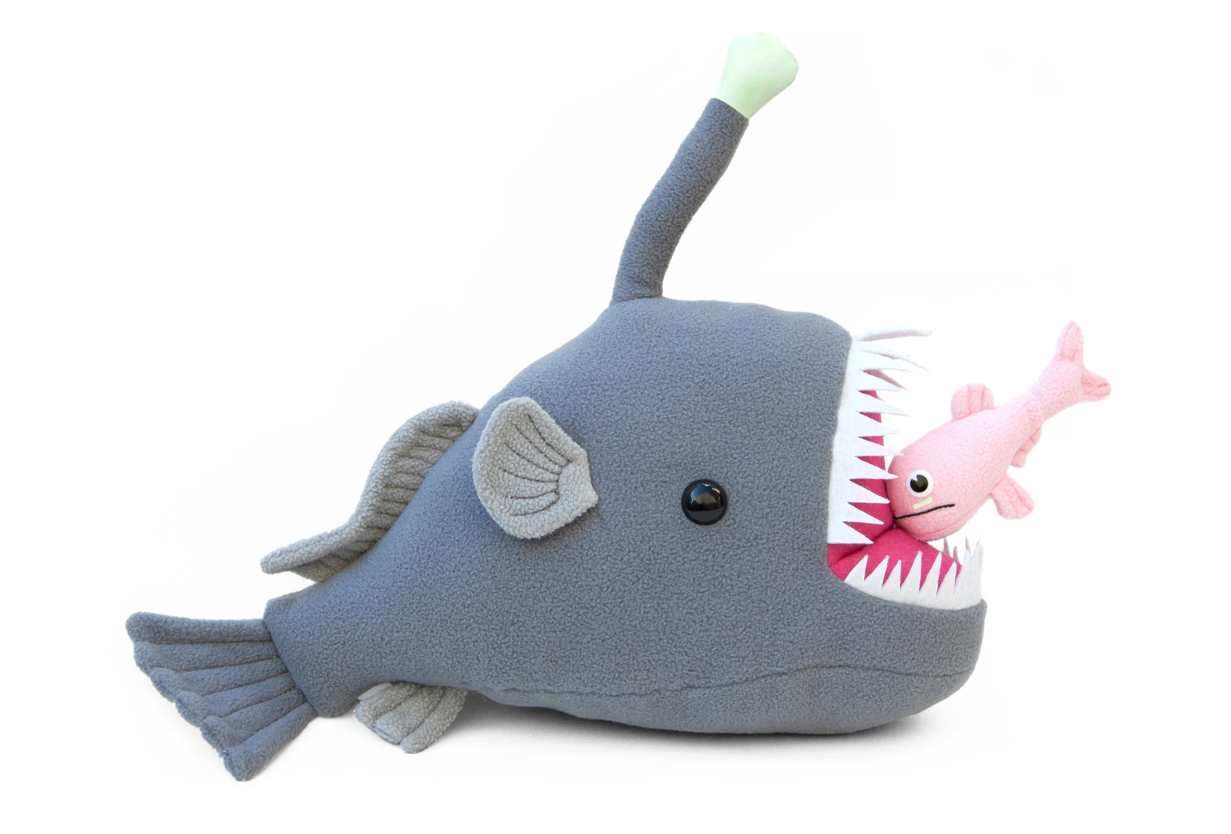 Deep-Creeps_anglerfish-lanternfish.jpg