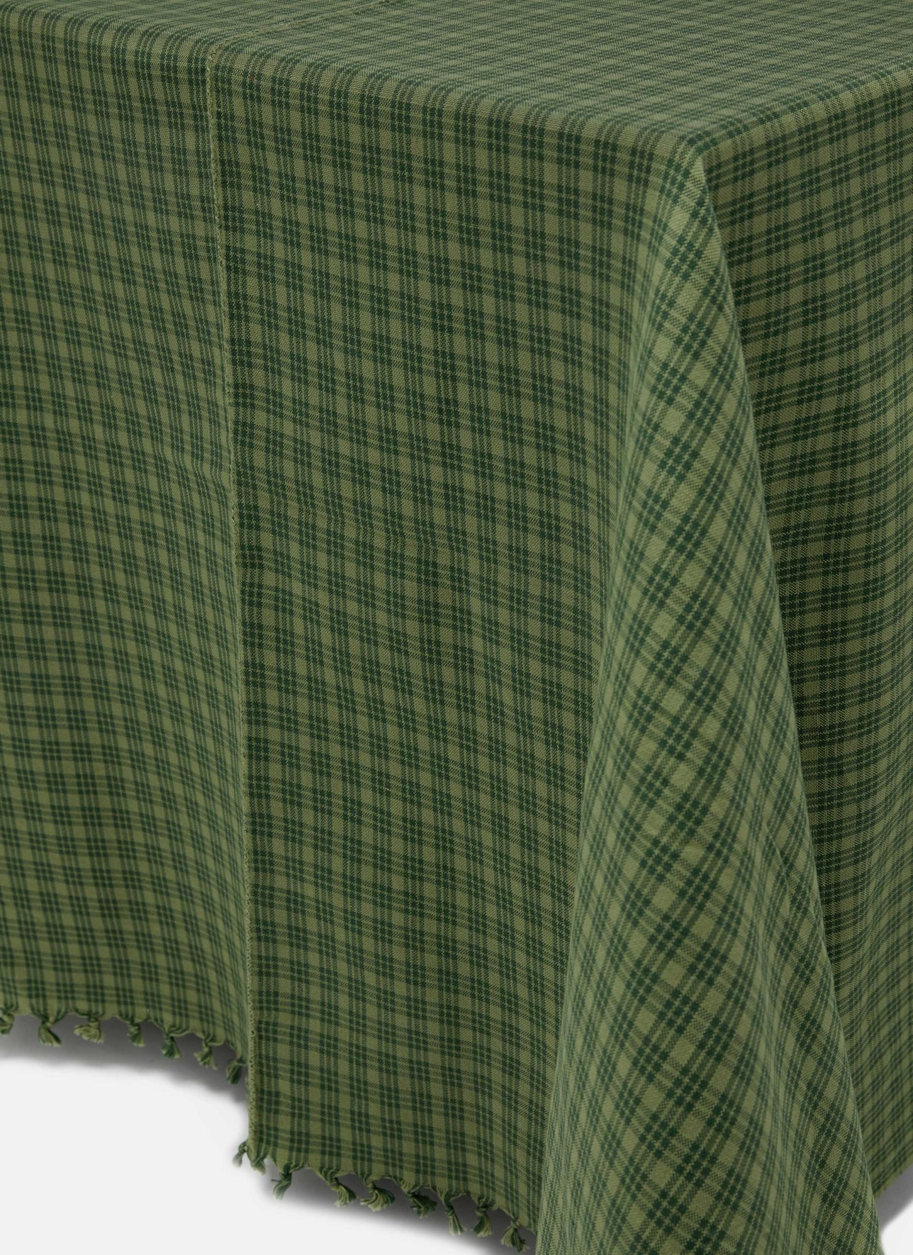 TBL_KATH_EVR-Katherine-Plaid-Evergreen-Tablecloth-3-scaled.jpg