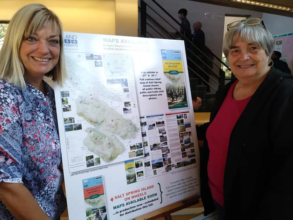 Island Pathways’ volunteers.