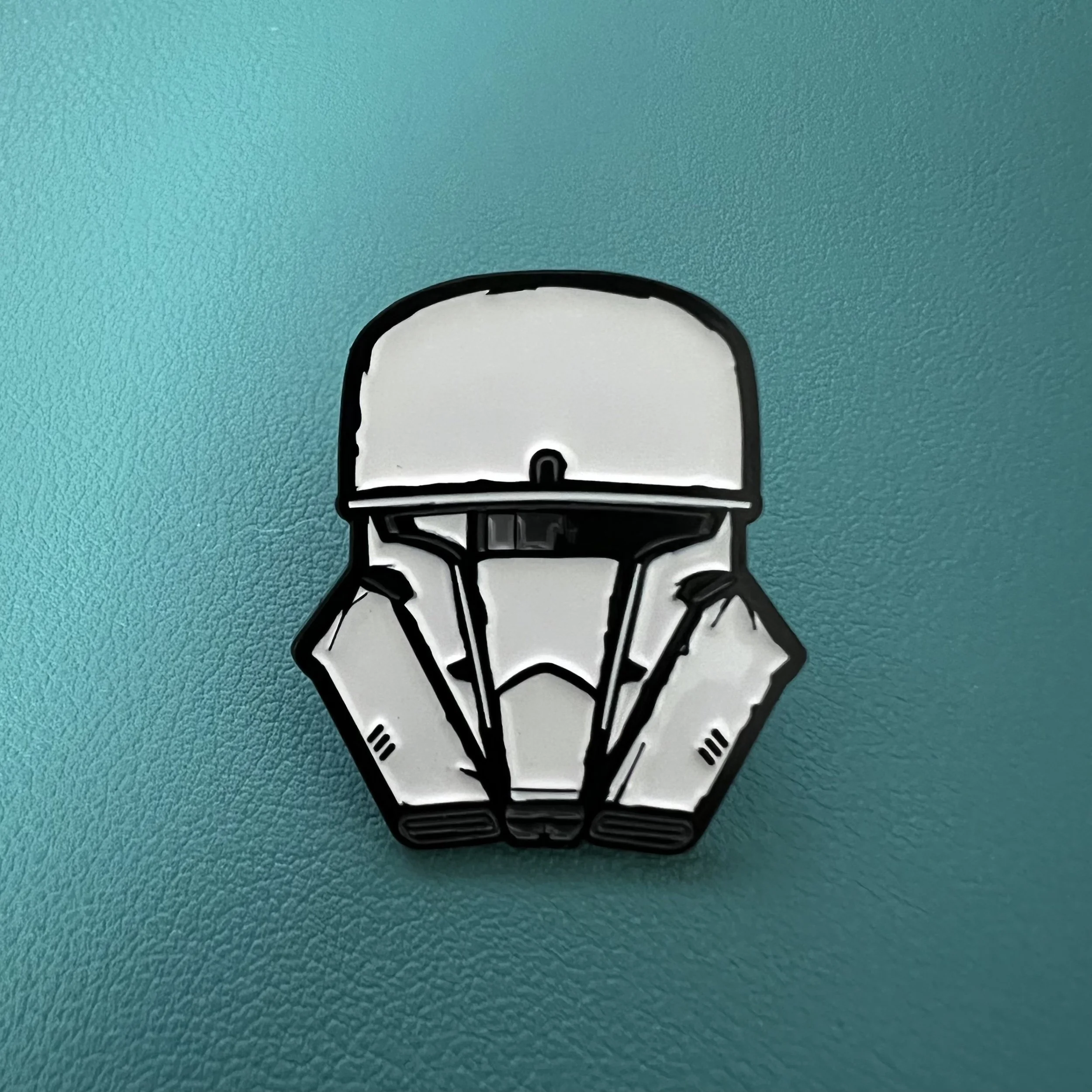 Tanker Lapel