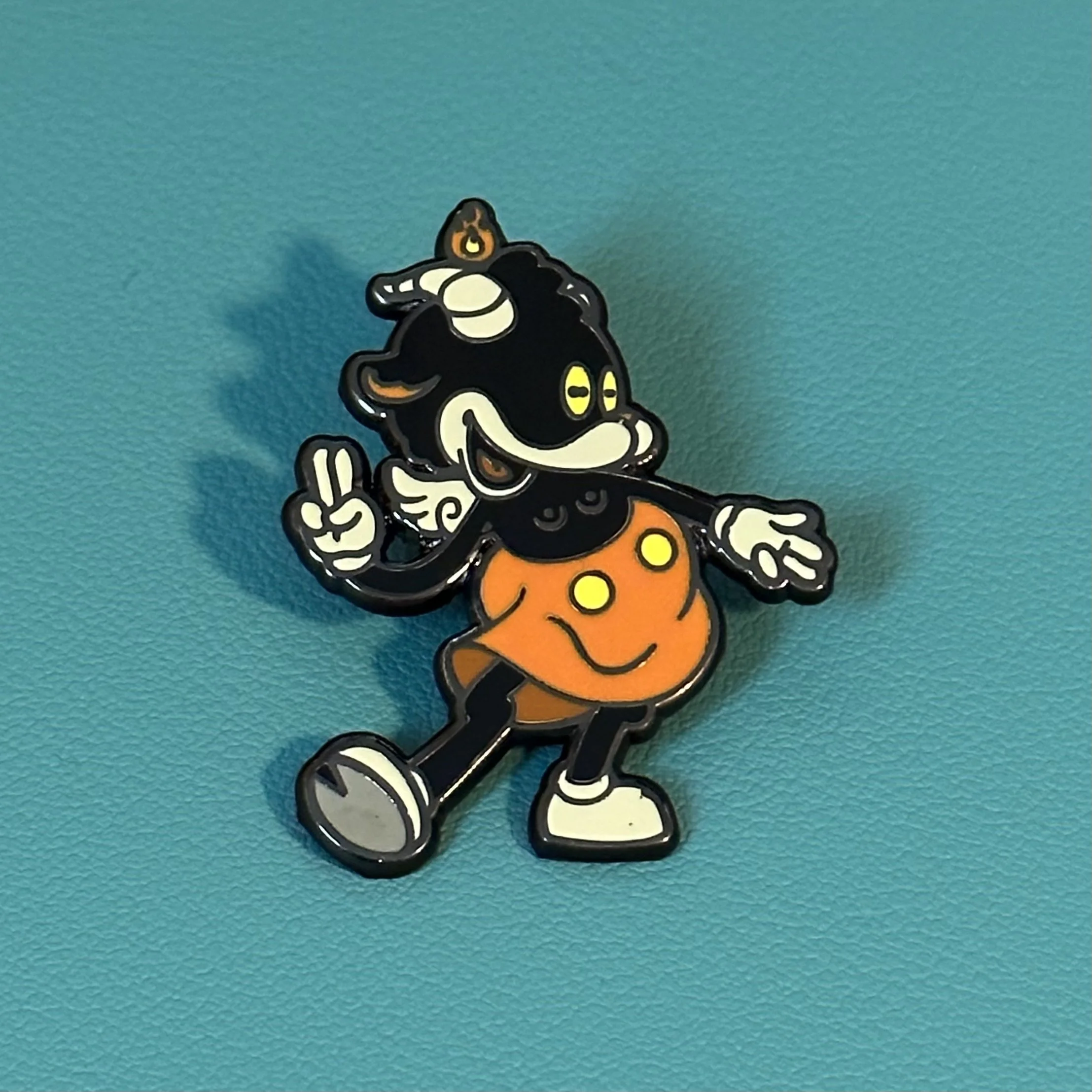 Blvck Capra Phil Lapel