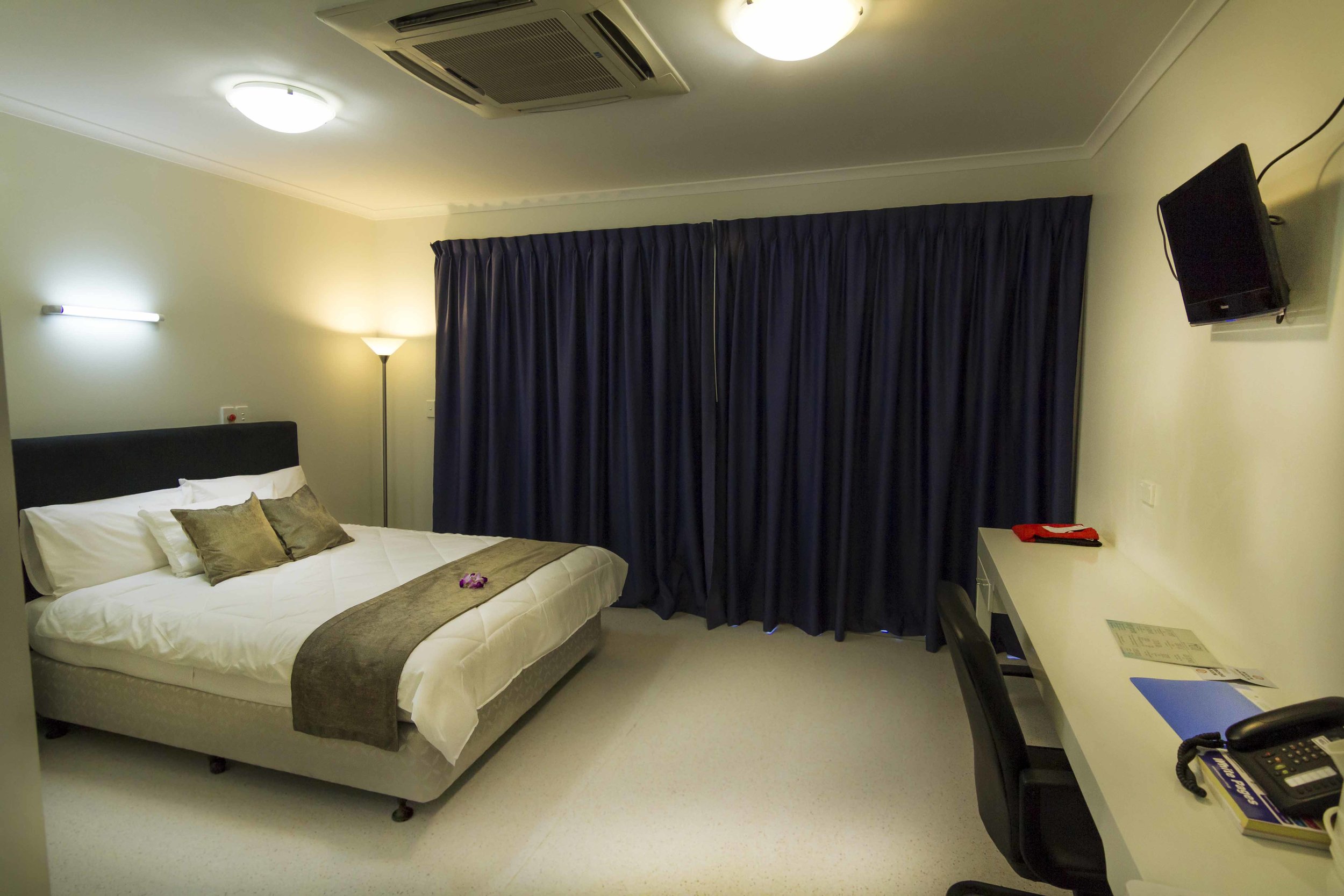 Room3.jpg