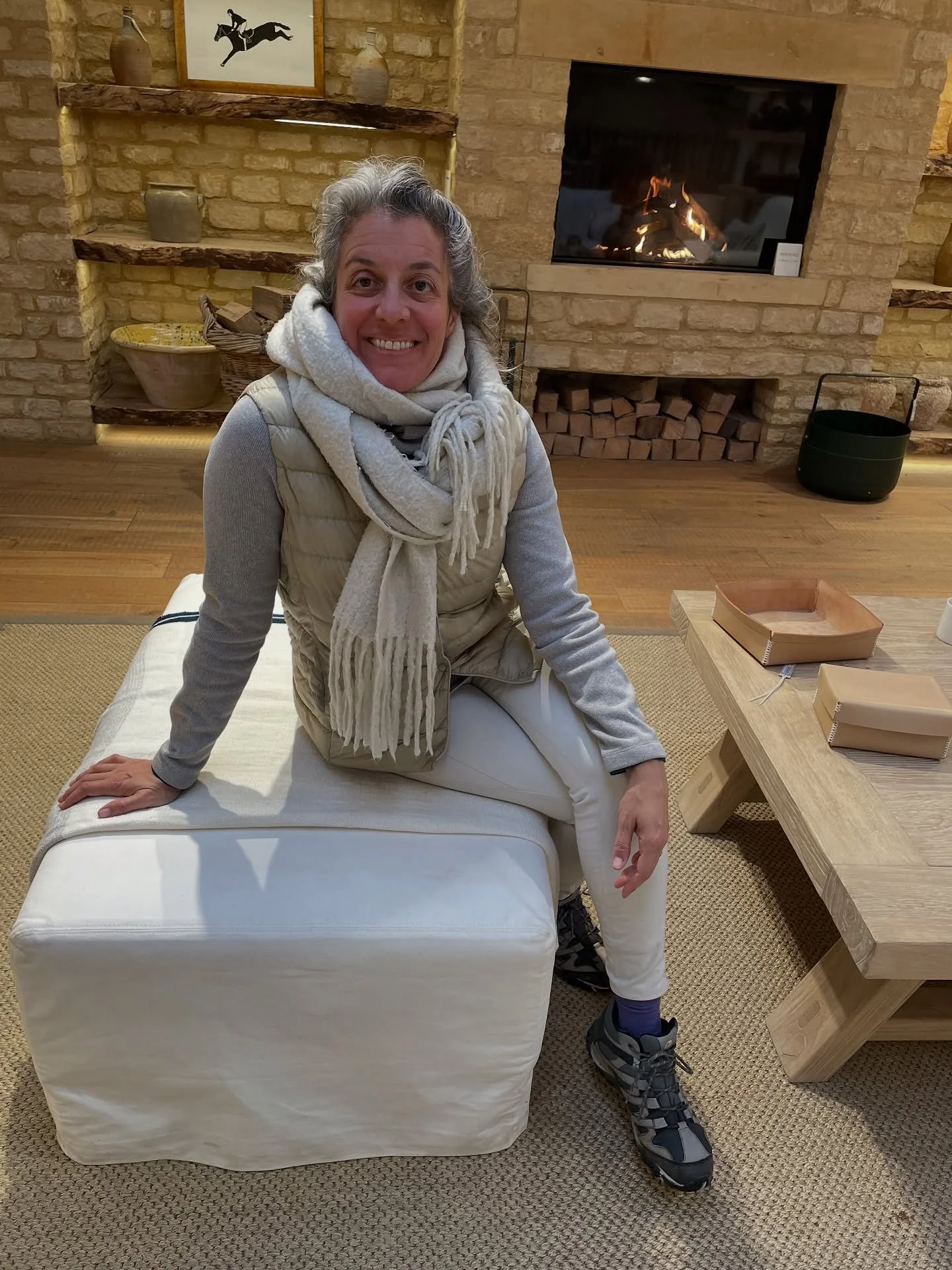 Stunning autumn moments this weekend out on long walks in the Cotswolds. 🍂 One of the most enchanting places I keep revisiting. Gifts of the English countryside. And of the seasons. 🍃
@daylesfordfarm @tastetibet (ok this one’s technically in