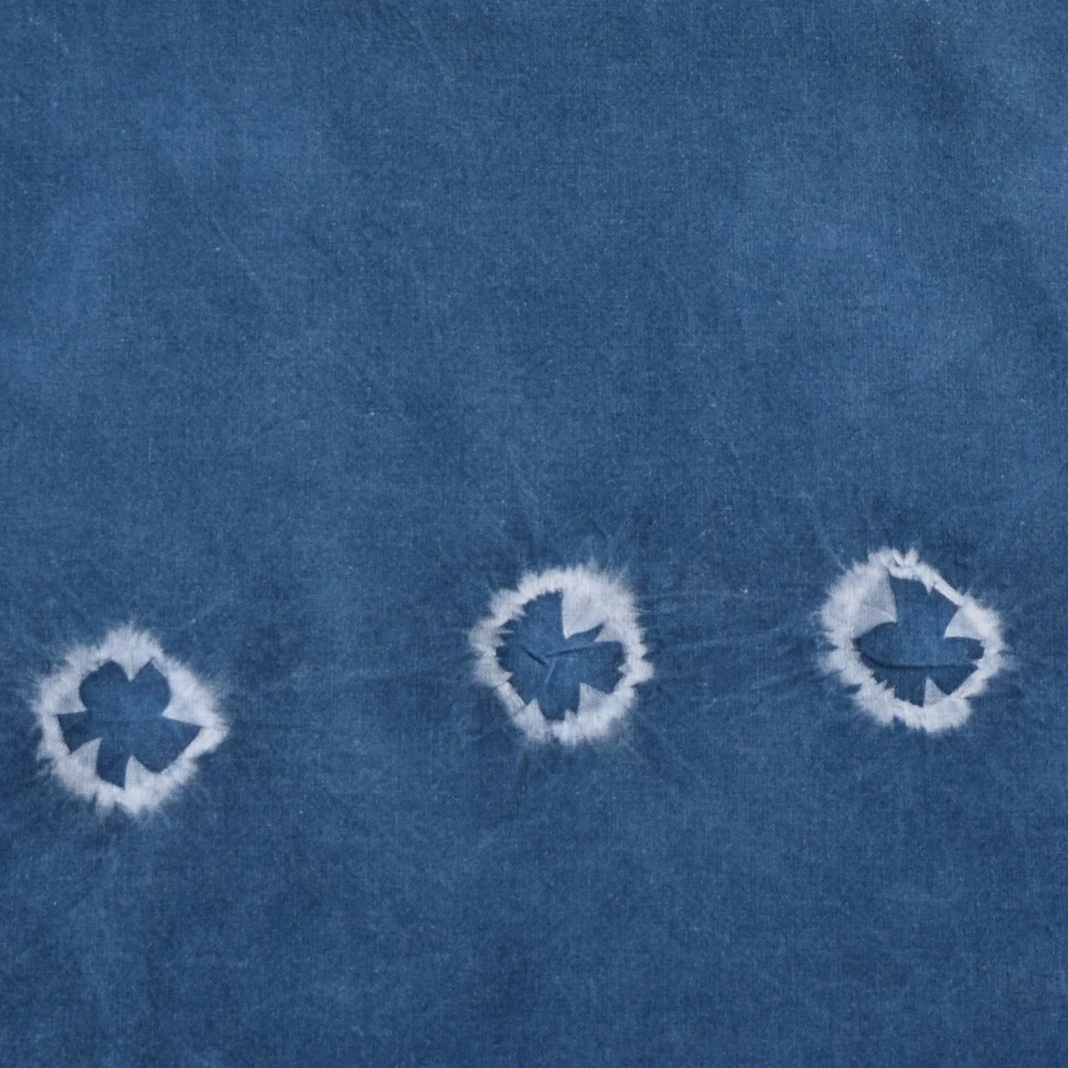 Romor Designs indigo tote - FLYING BIRDS - TOBUTORI - closeup.jpg