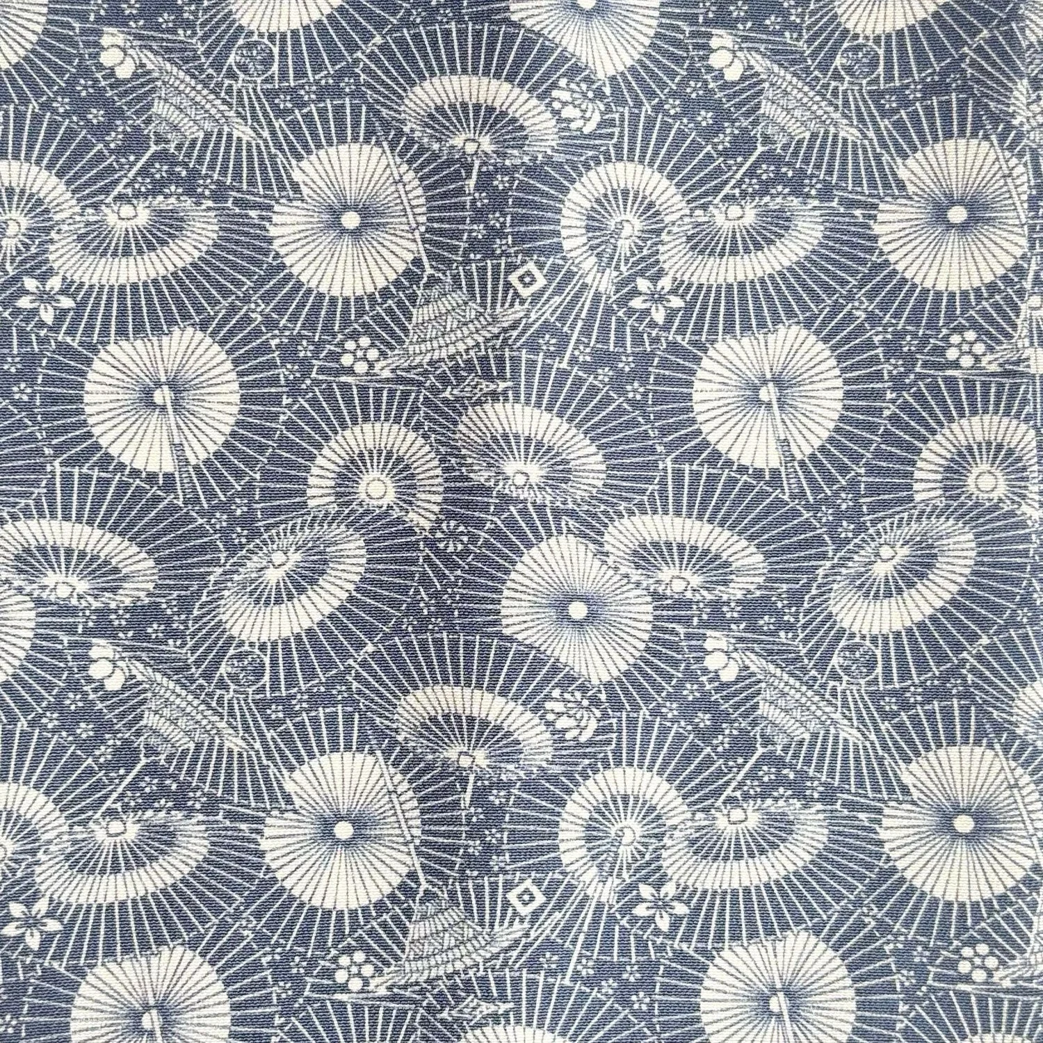 VS415-2-Kimono-silk-loop-scarf---closeup.jpg
