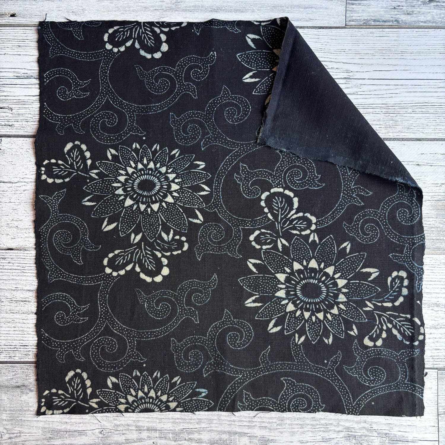 Romor Designs vintage Katazome stencil fabric - 1 sided - Chrysanthemums and Arabesques with dots - Back.jpg