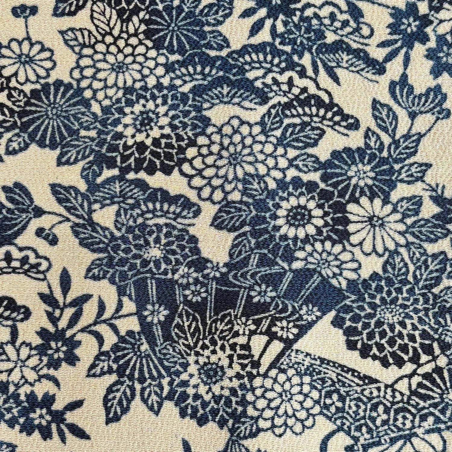 VS408-Kimono-silk-loop-scarf---closeup.jpg