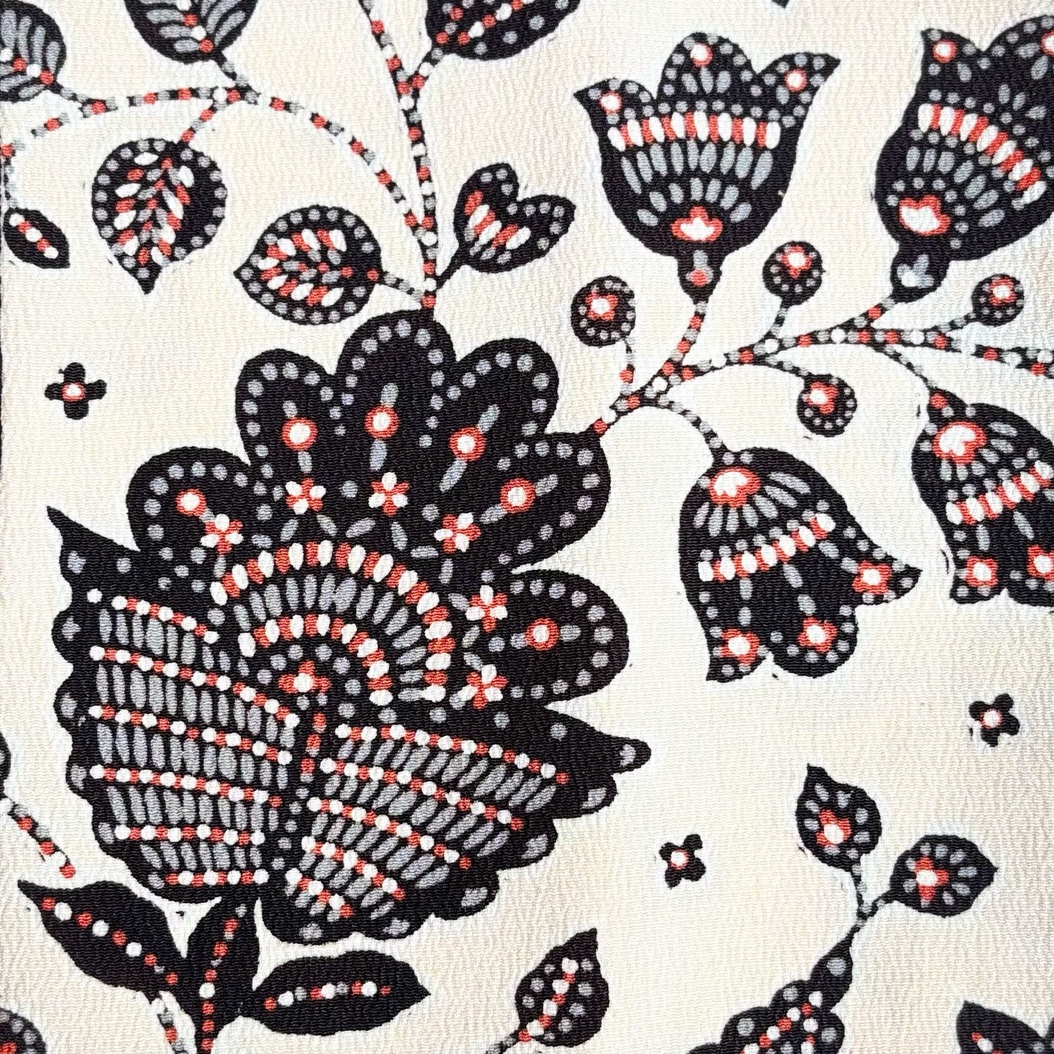 VS404-2-Kimono-silk-loop-scarf---closeup.jpg