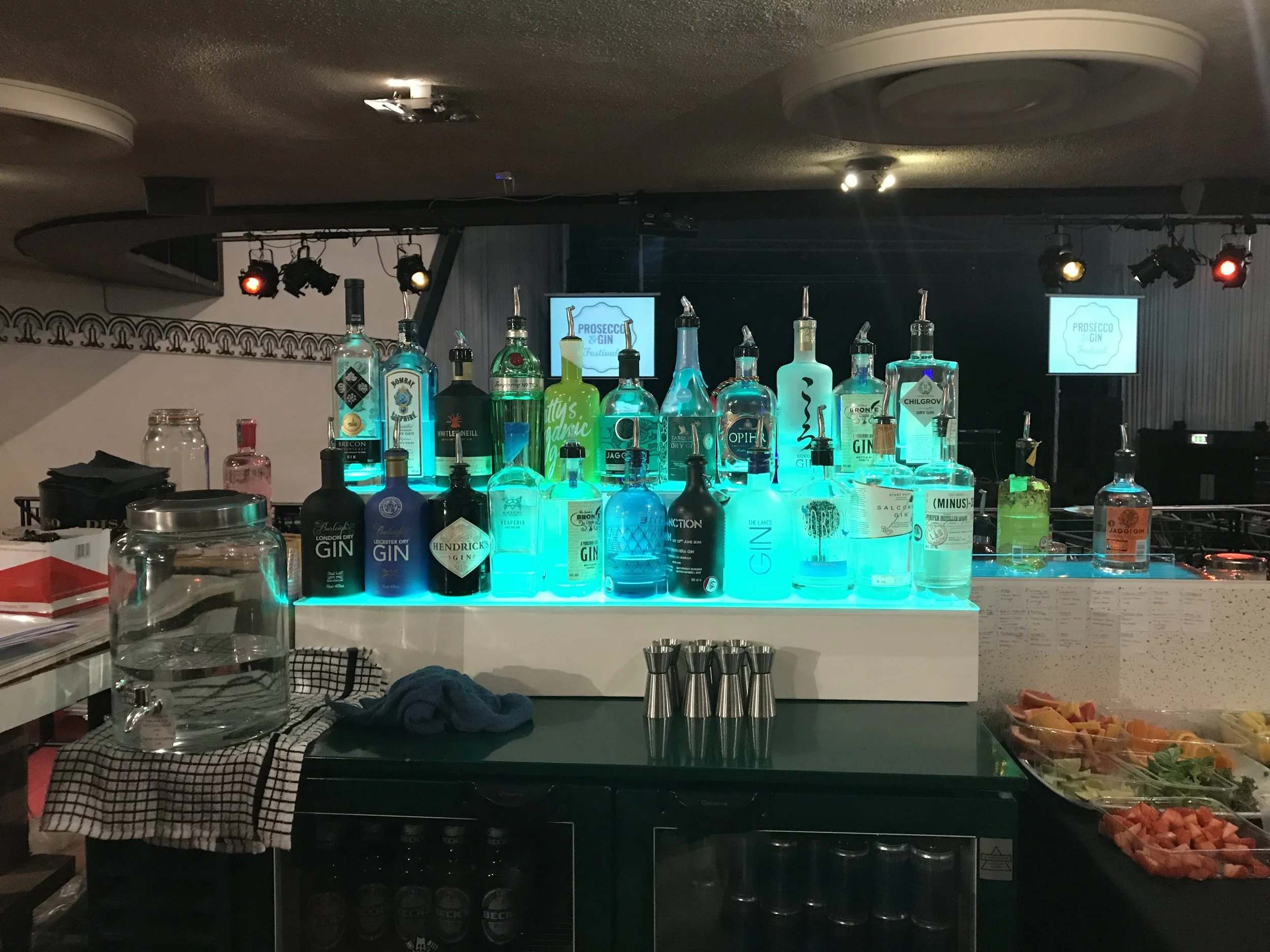 A world of festivals, people, partying...