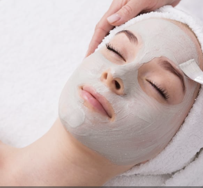 Item #9: €200 gift certificate to Urbane Skin (Copy)
