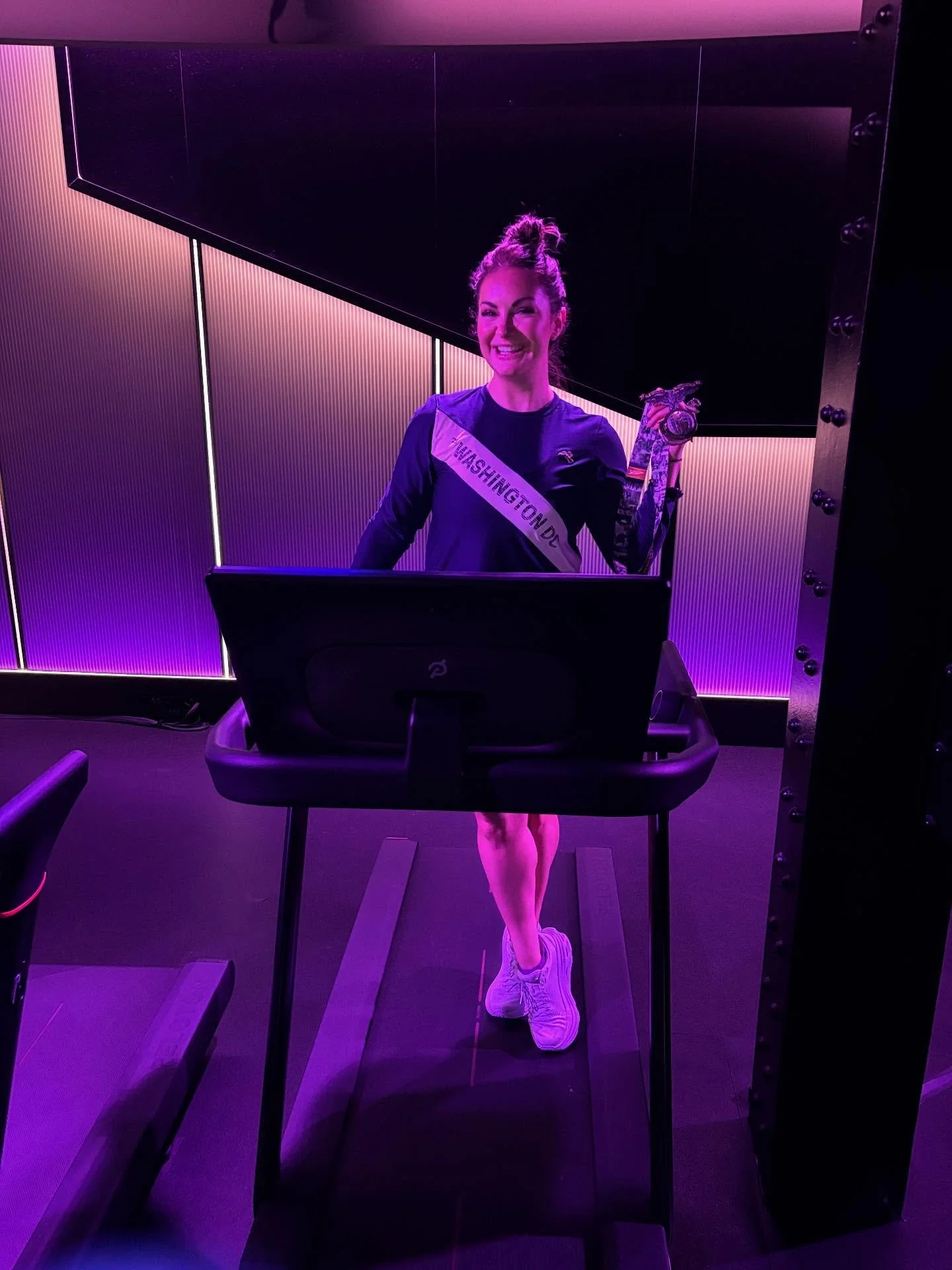 London Day Two was magic. Celebrated a brilliant year of running with the most enabling crew around, and now I understand why you need a Coke after a run. Spent the evening having a mooch (I think that's what it's called lol), splitting the G, having