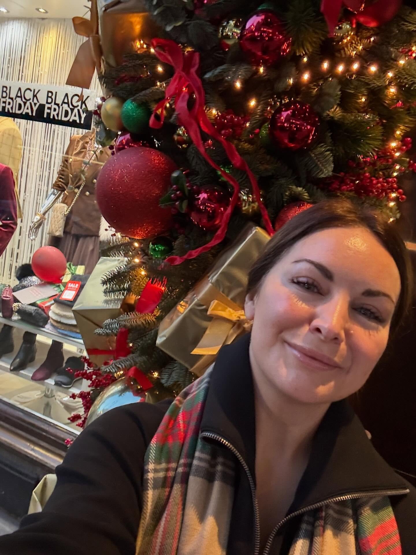 London-Ireland last day. Cheap flight with points meant taking a little longer to get home, but I got to see a few more sights - including a fox - and a lovely stopover in Dublin for a half pint of Guinness. Raced home from Dulles to my sweet Kent be