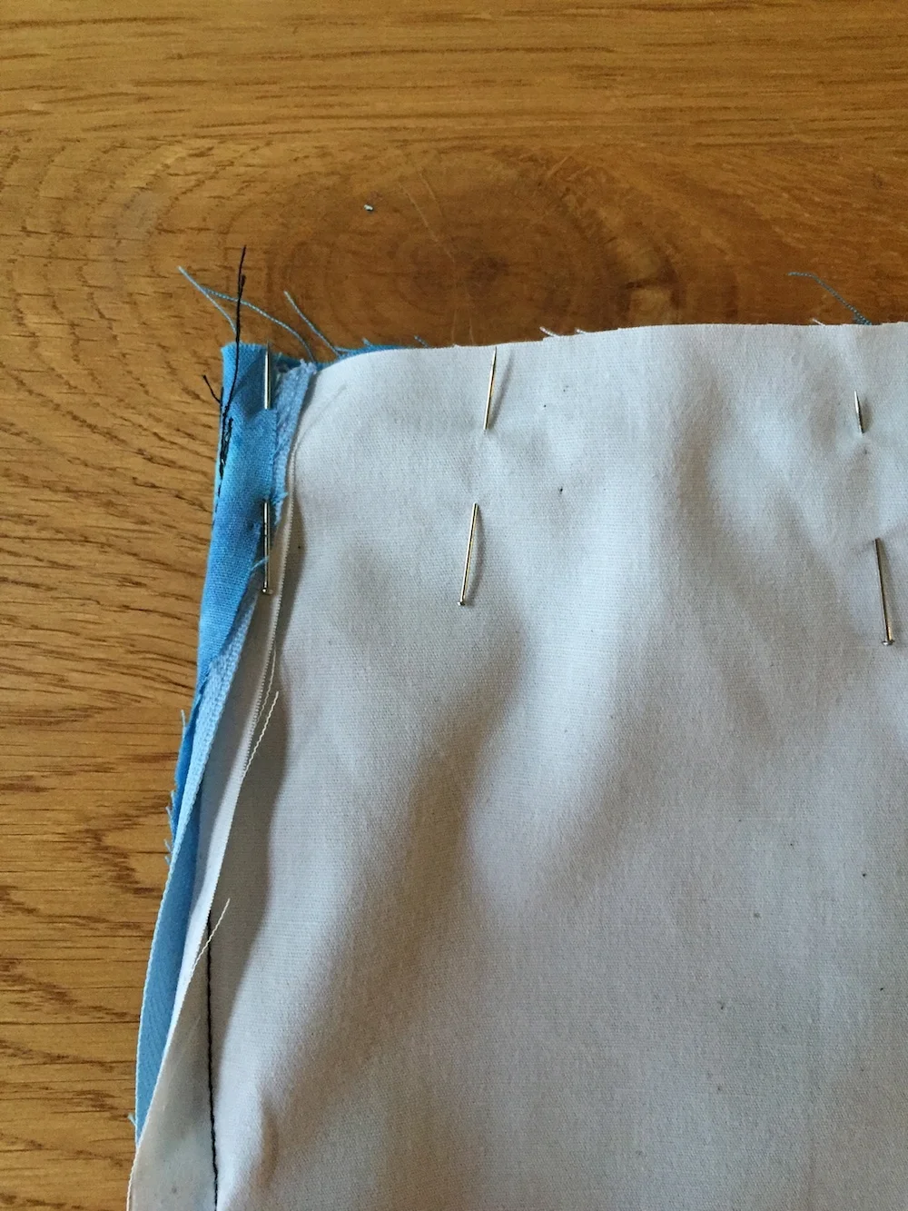 How to sew an invisible zip with a lining tutorial 4.jpg