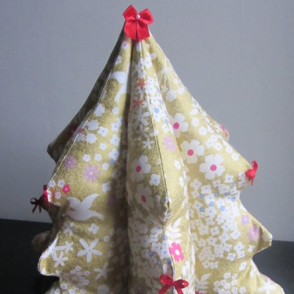A little Christmas sewing: Sewaholic's Stanley Christmas trees