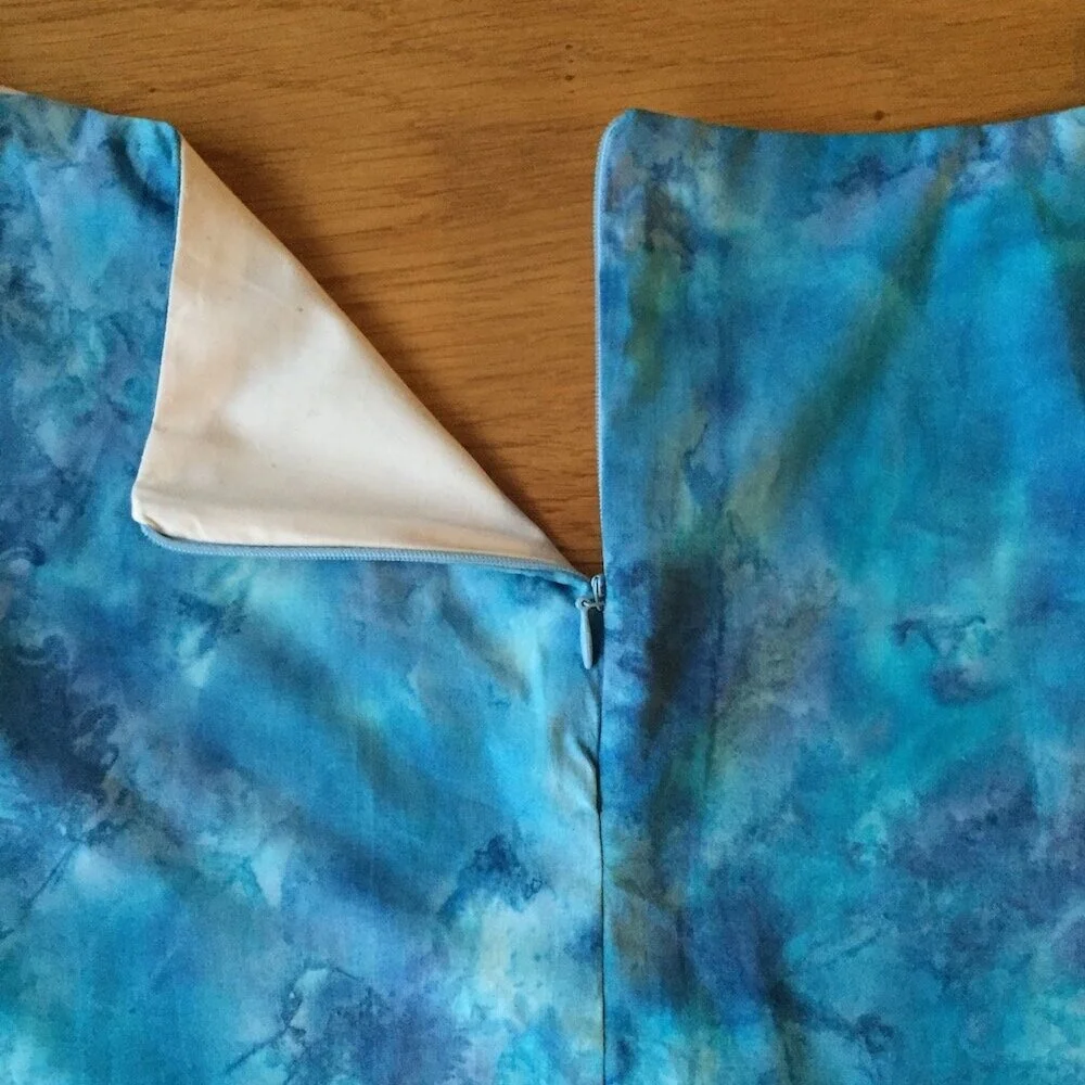 How to sew an invisible zip with lining and no hand stitching