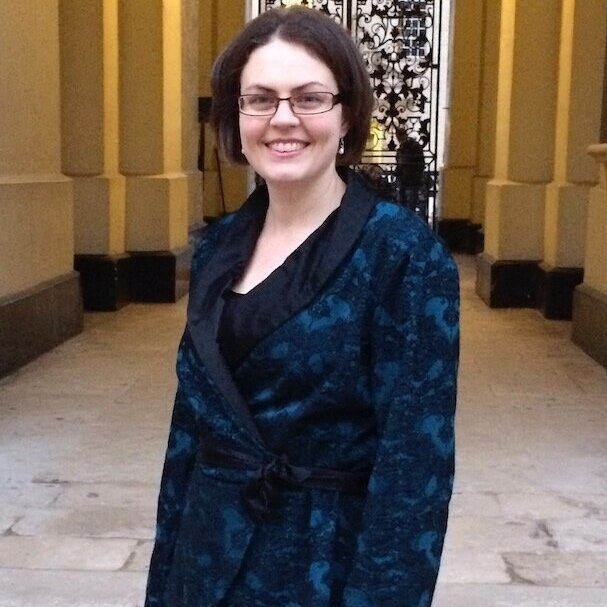 A Jewel Jacket: B6105 by Gertie