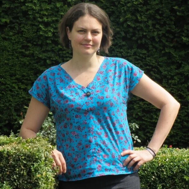 What do you wear to afternoon tea?