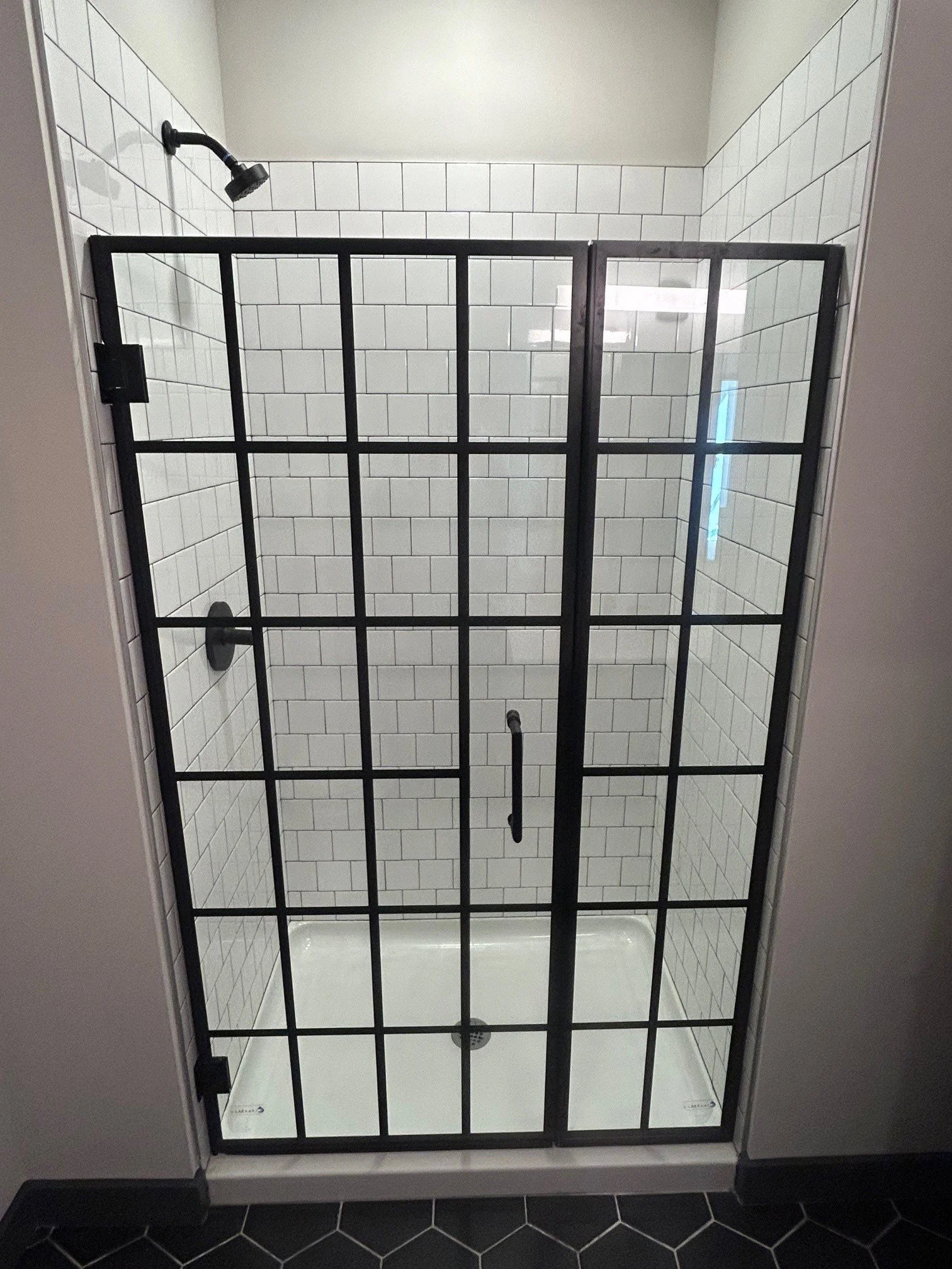 55 Elm St- Shower Doors.jpg