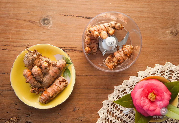 Zero Waste Craft: DIY Turmeric Dyed Reusable Produce Bags