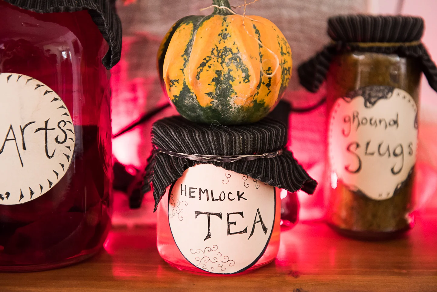 No-Spend Eco-Friendly Halloween Decorations: Spooky Witch's Kitchen ...