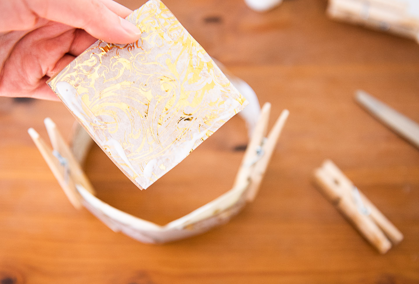 DIY Paper Crowns Made From Upcycled Gift Wrap and Wrapping Paper for Zero Waste New Years Eve