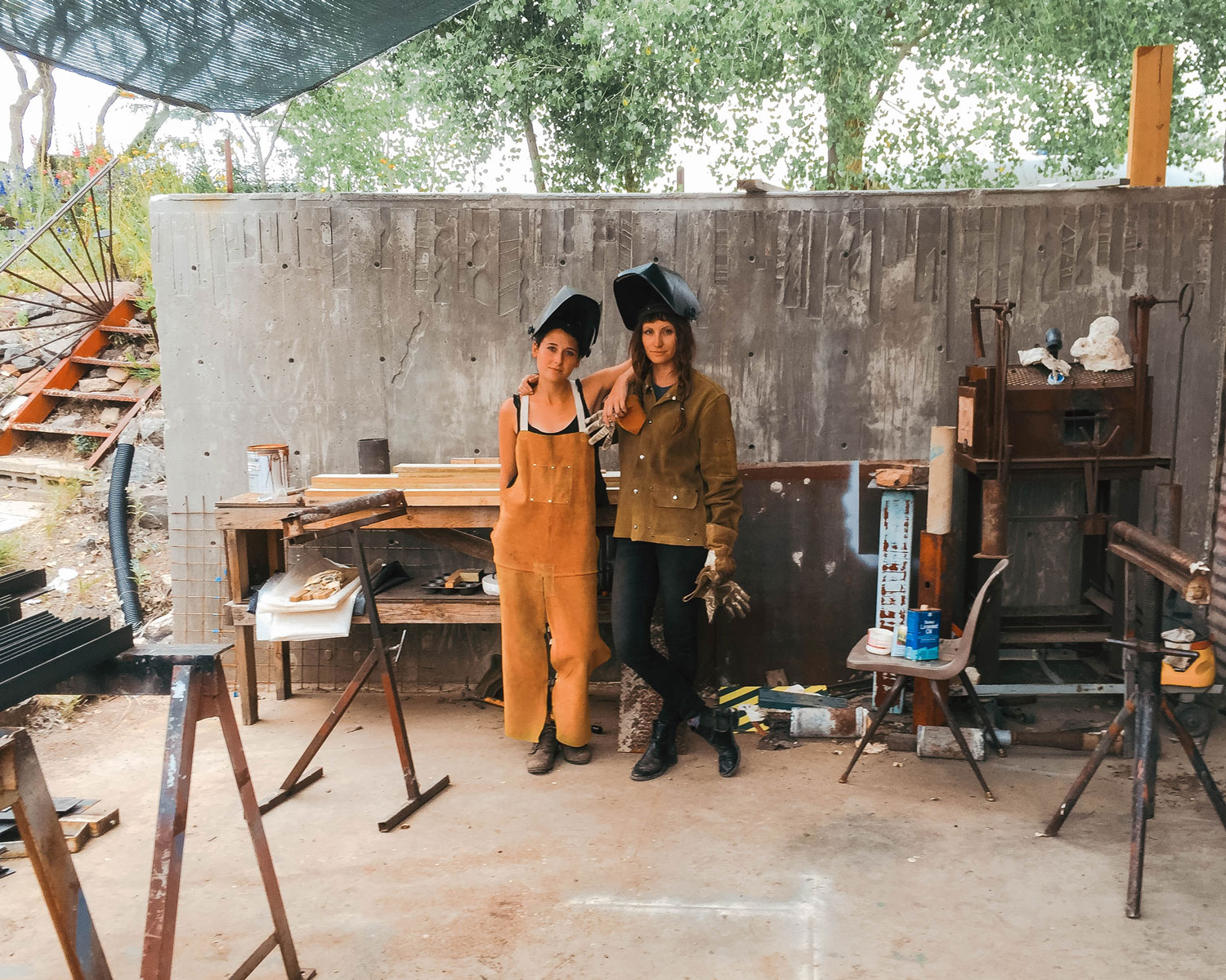A day in the life of the Arcosanti welding studio