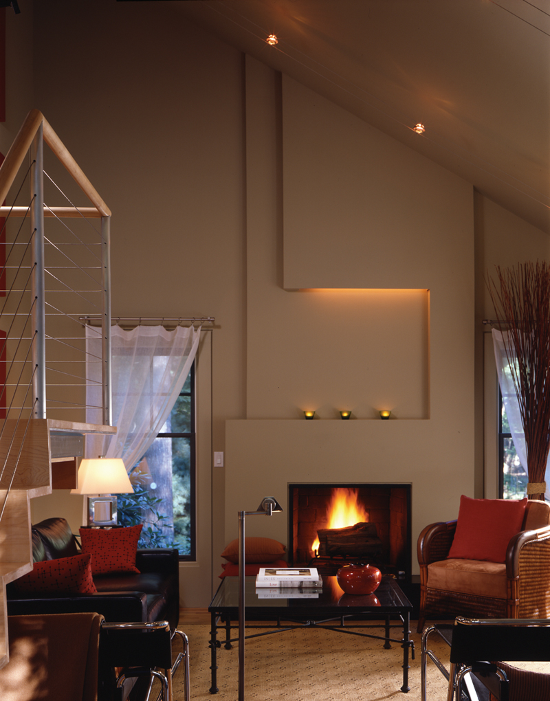2004.TAN.interior.lo.01.jpg