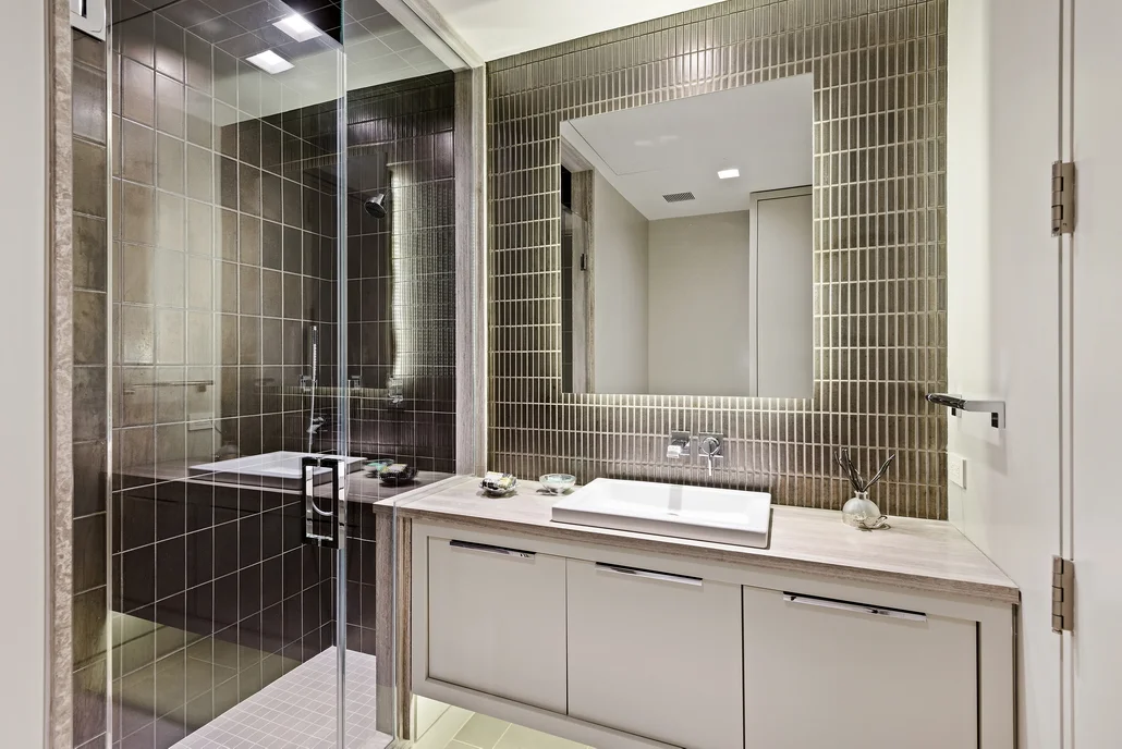 8 East 12th Street hall bath__12_resize.jpg